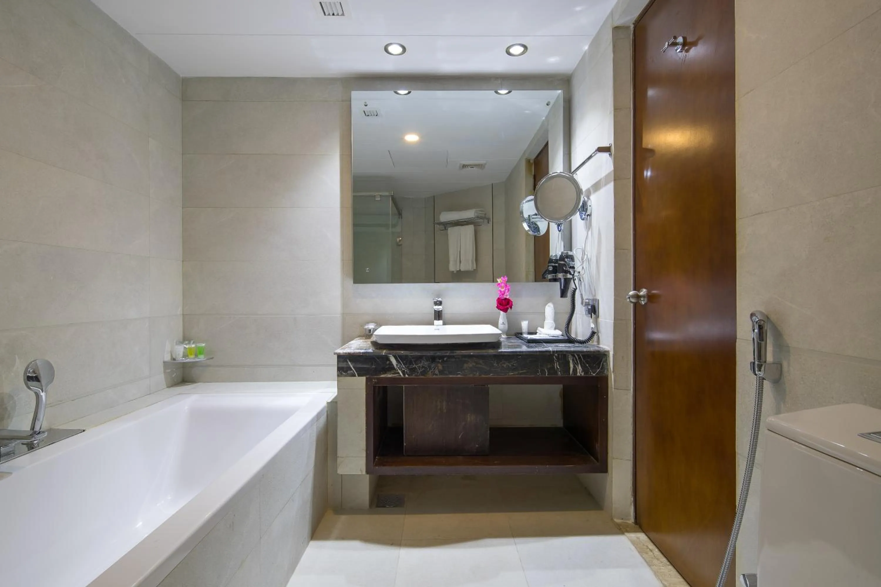 Bath in Grand Palace Hotel & Resort Sylhet