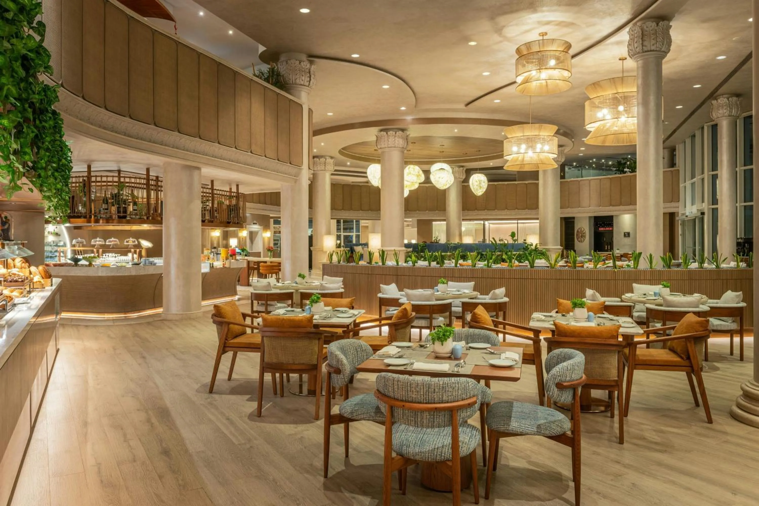 Restaurant/places to eat in Sheraton Jumeirah Beach Resort