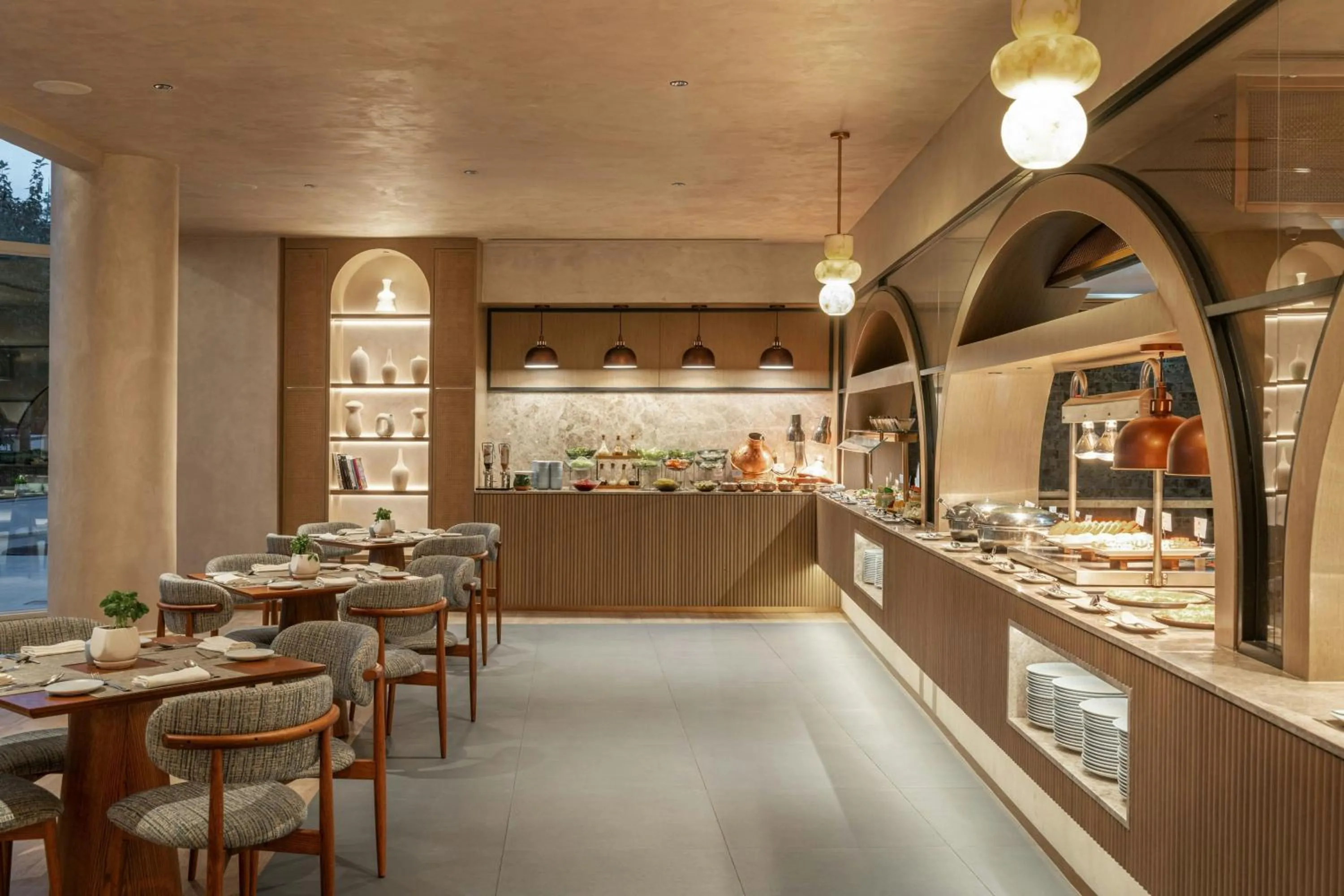 Restaurant/places to eat in Sheraton Jumeirah Beach Resort