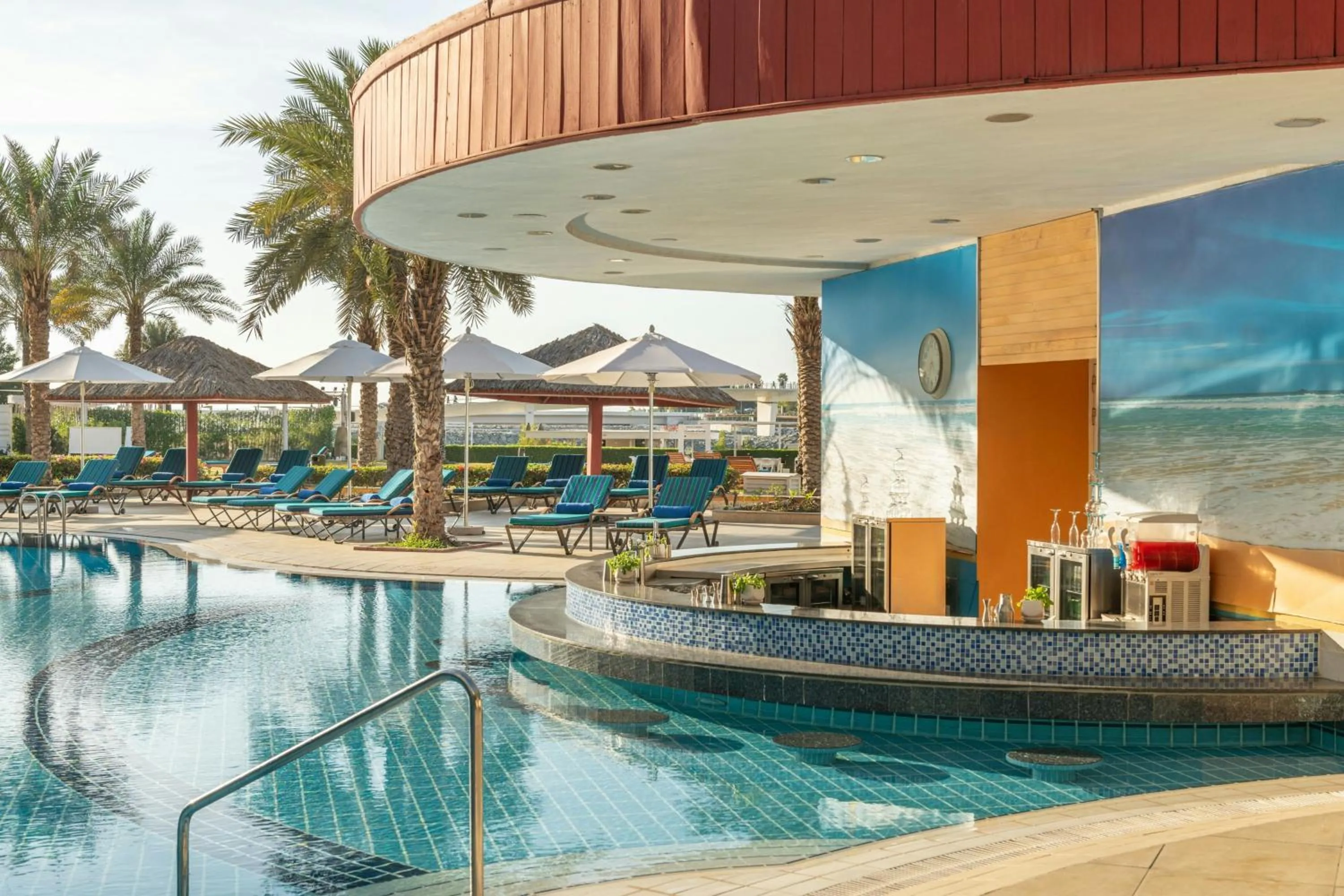 Swimming pool in Sheraton Jumeirah Beach Resort