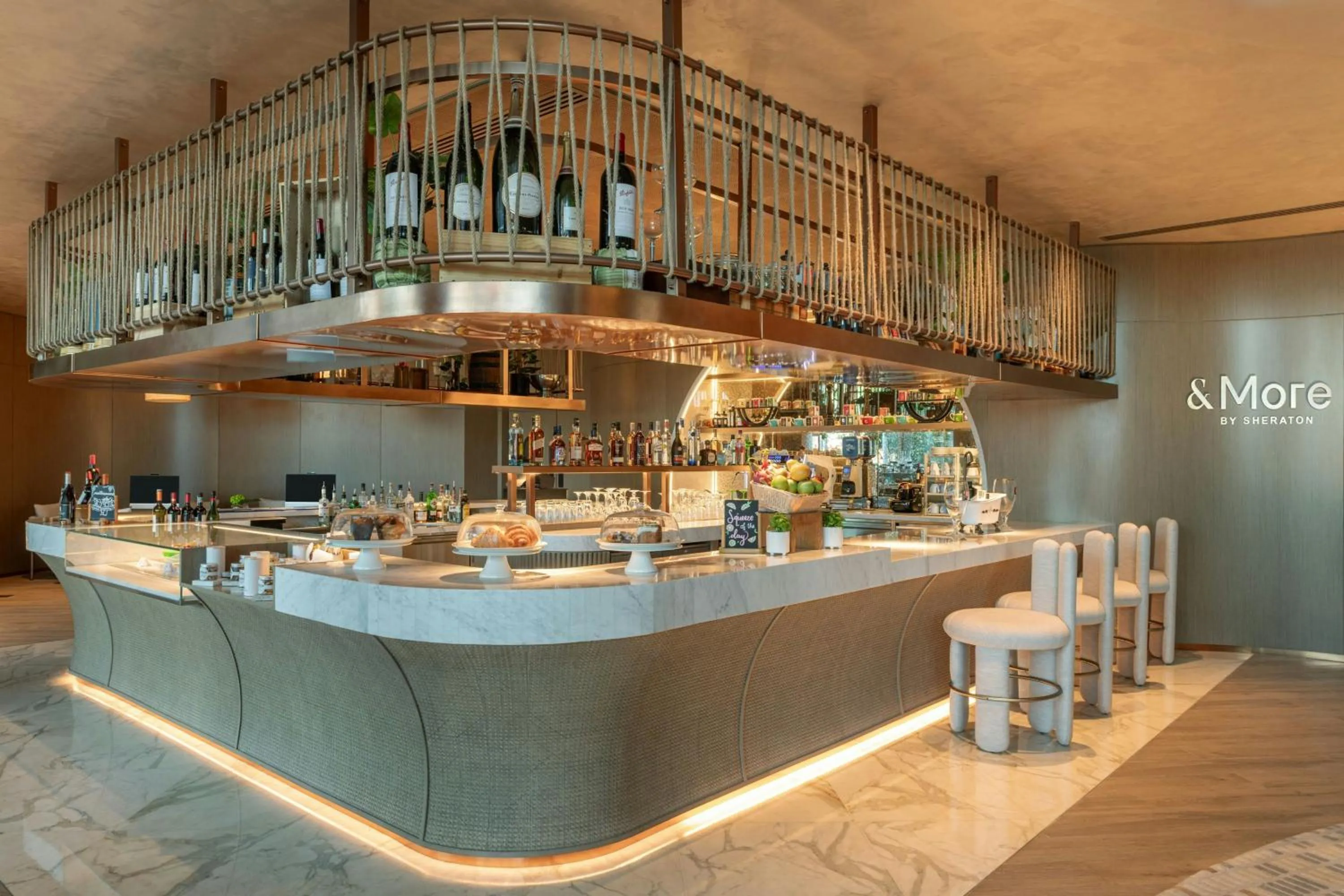 Restaurant/places to eat in Sheraton Jumeirah Beach Resort