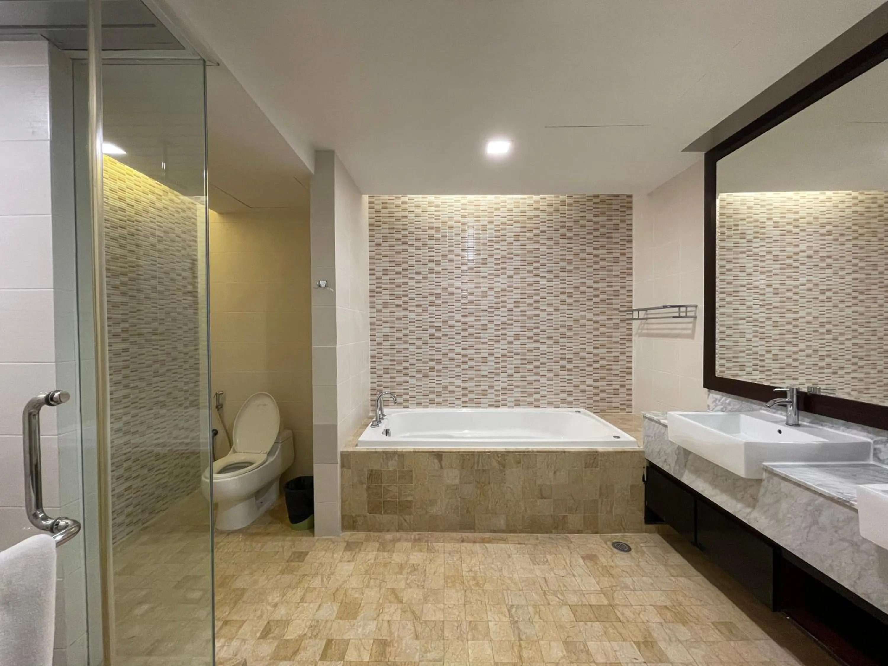 Bathroom in Home Sweet Villas, Karambunai