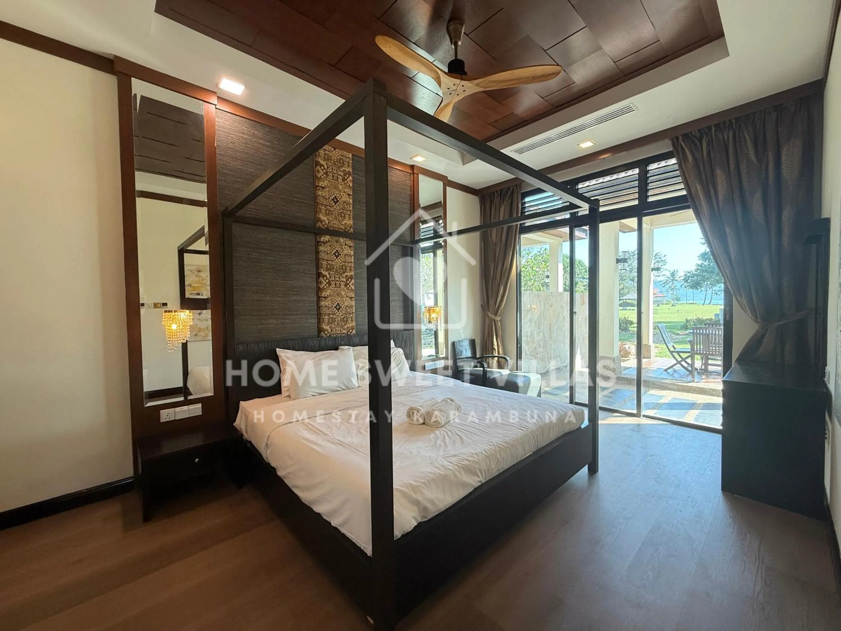 Bedroom, Bed in Home Sweet Villas, Karambunai