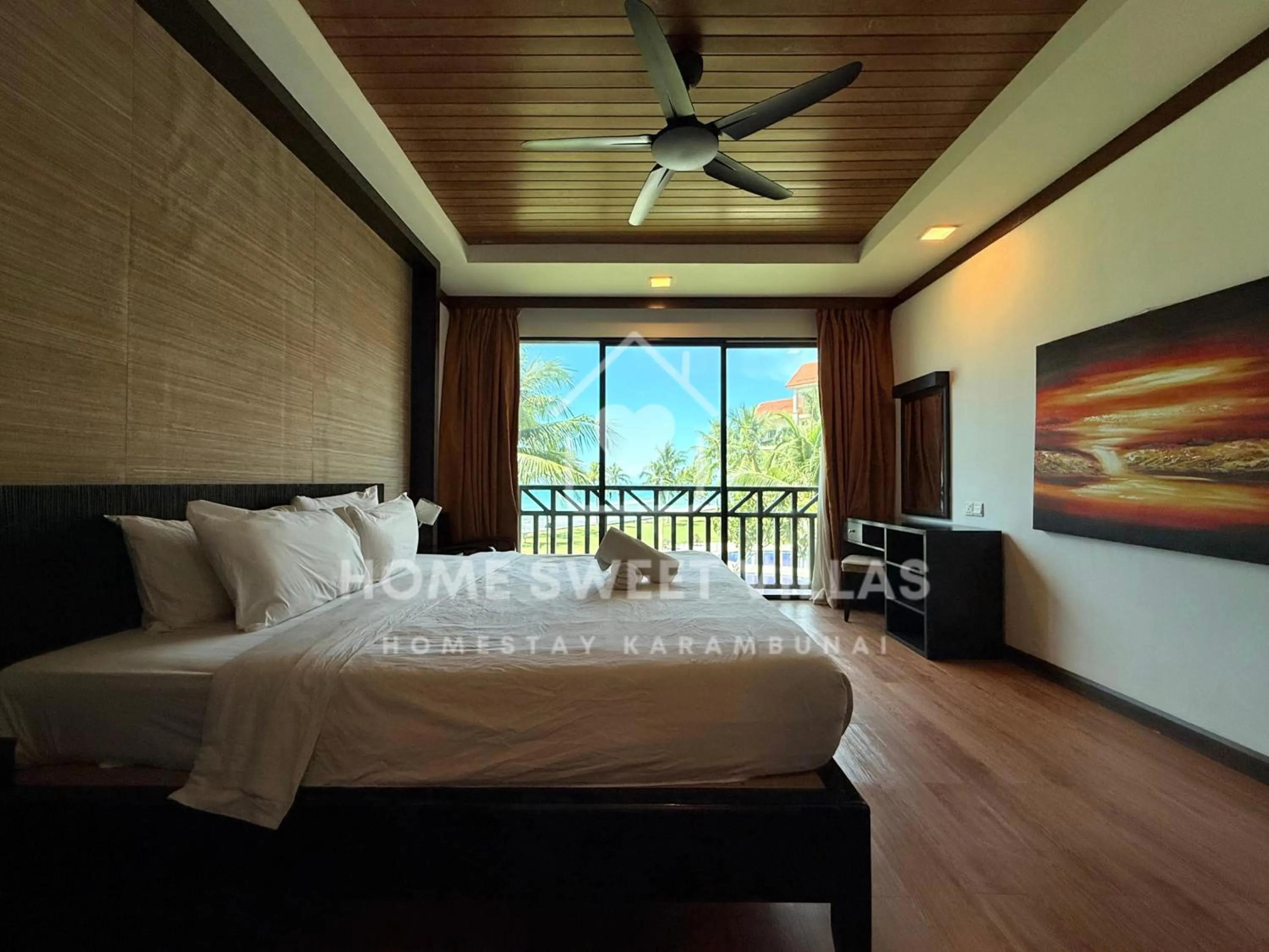 Bedroom, Bed in Home Sweet Villas, Karambunai