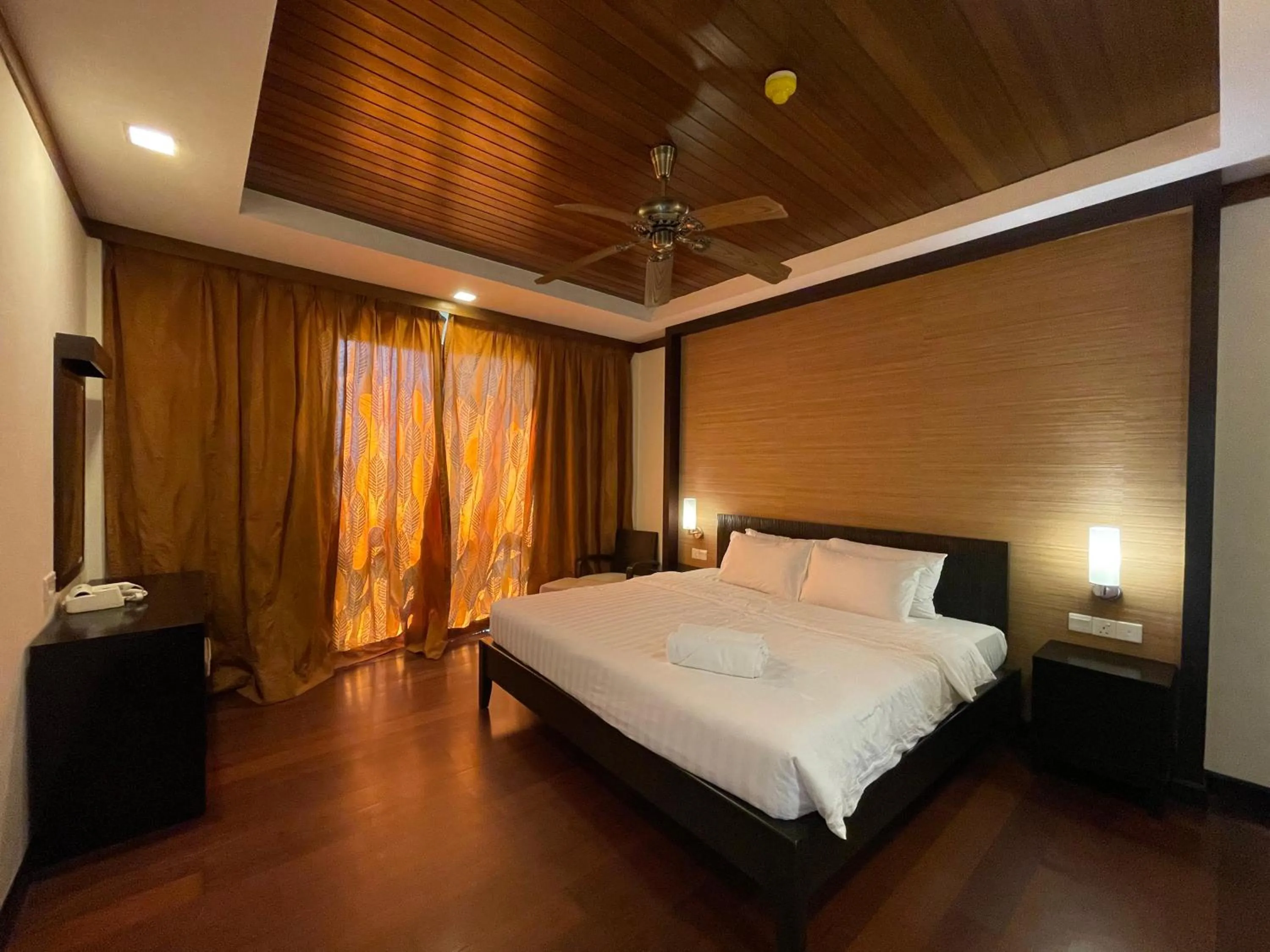 Bedroom, Bed in Home Sweet Villas, Karambunai
