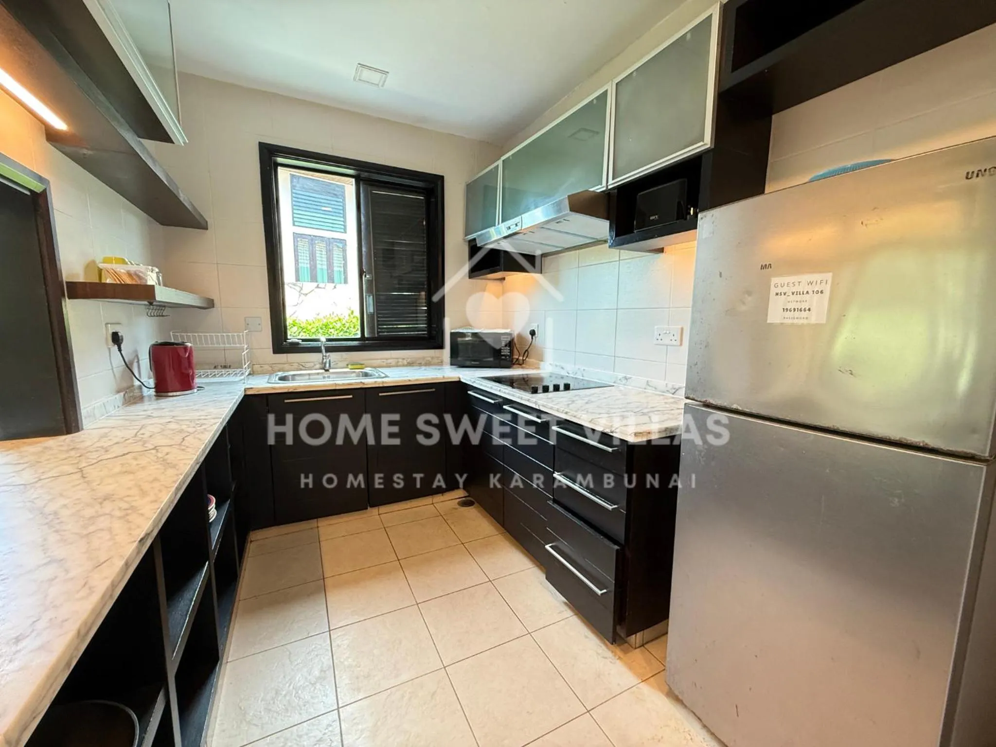 Kitchen or kitchenette in Home Sweet Villas, Karambunai