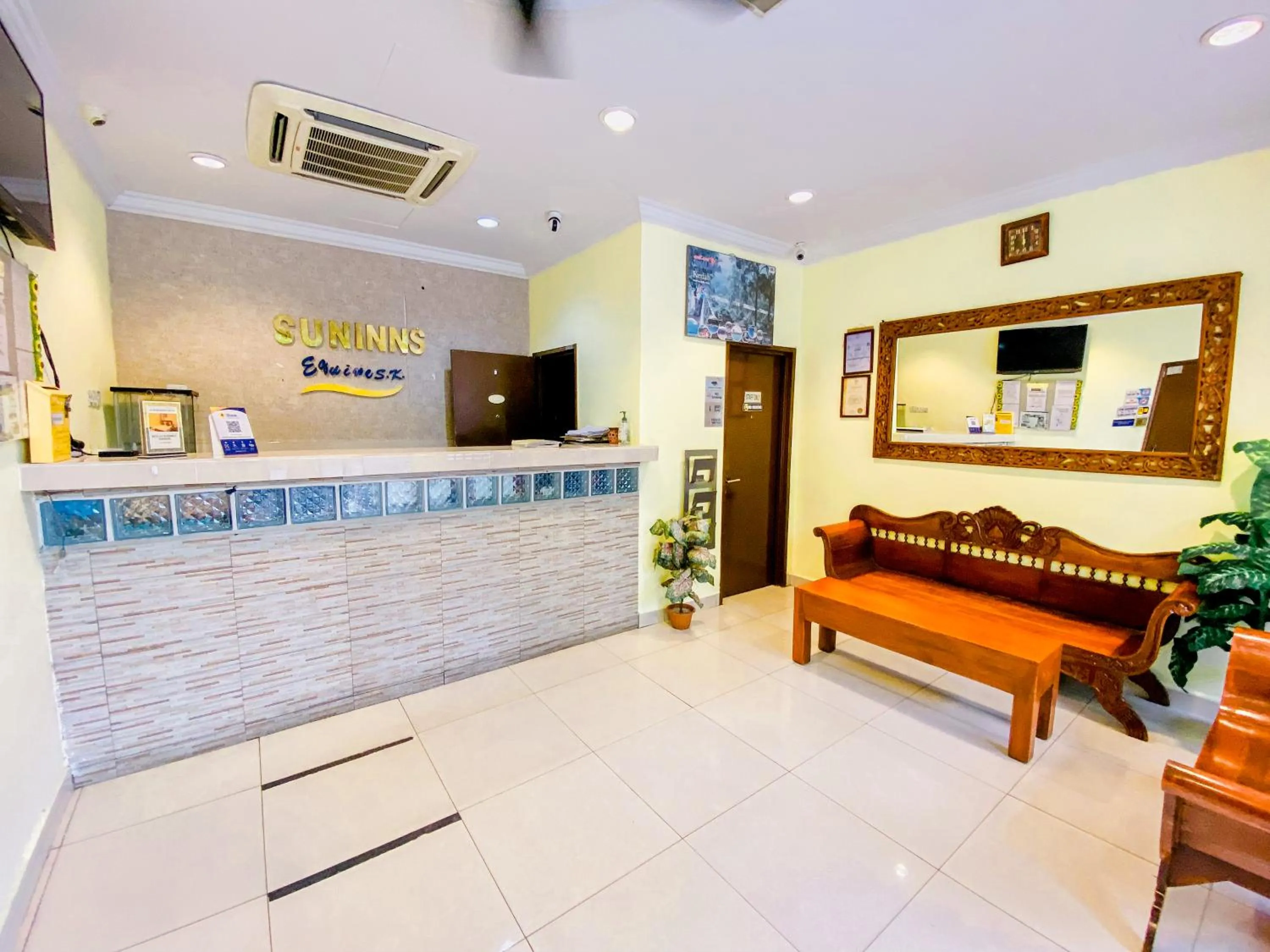 Lobby or reception in Sun Inns Hotel Equine, Seri Kembangan