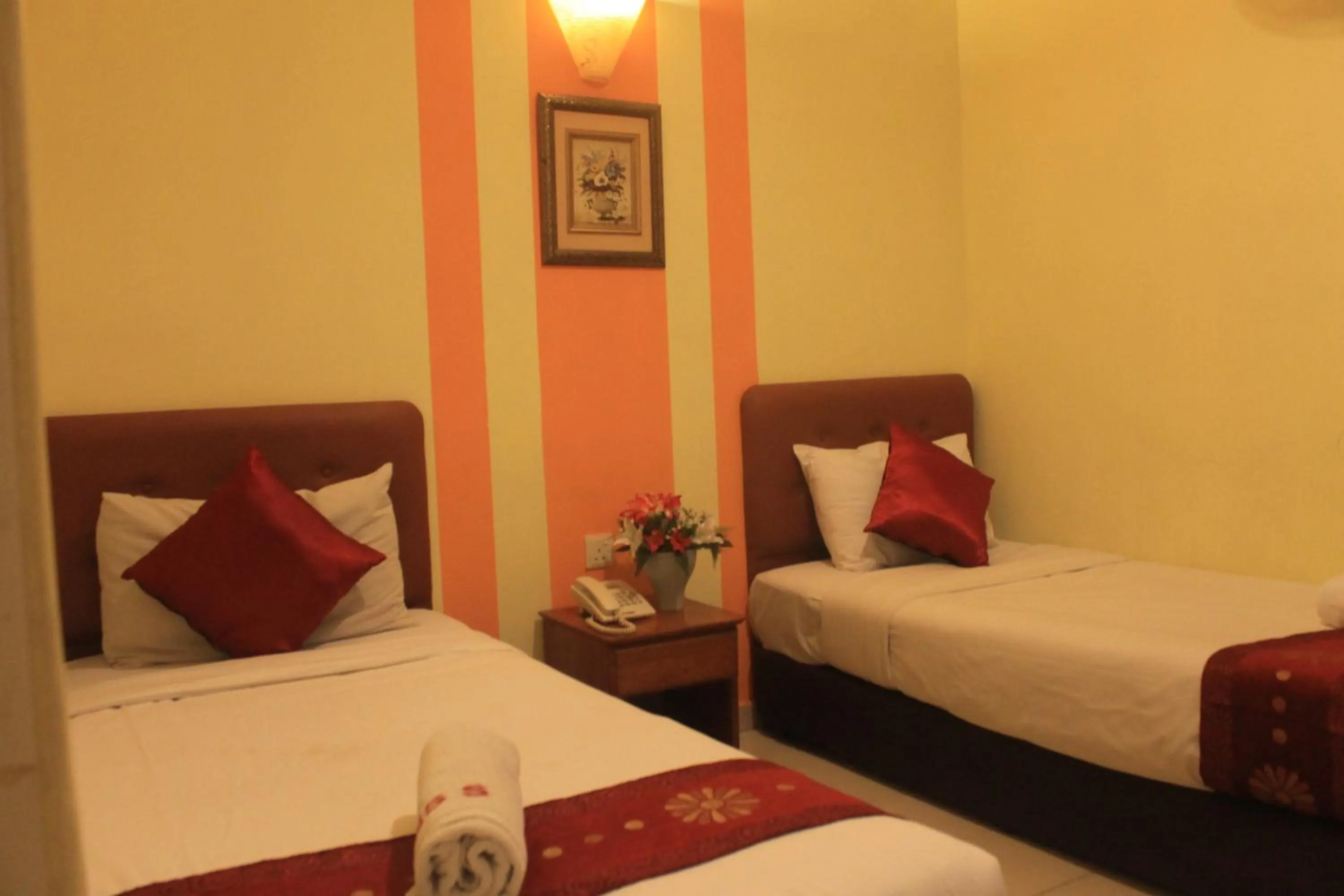 Bedroom, Bed in Sun Inns Hotel Equine, Seri Kembangan