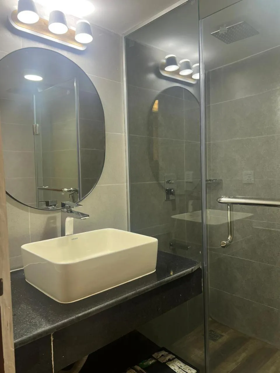 Hotel Kollol by J&Z Group