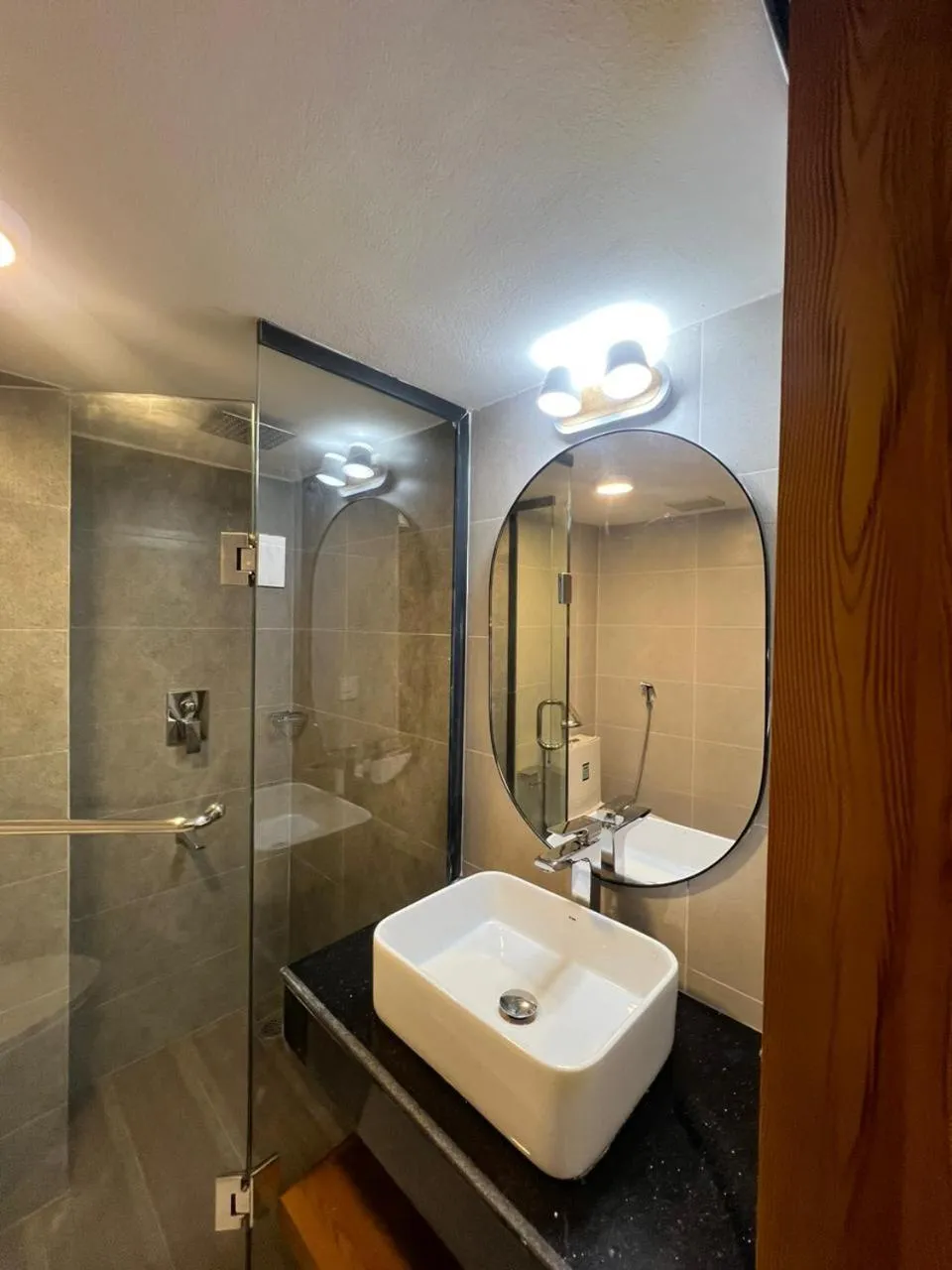 Hotel Kollol by J&Z Group