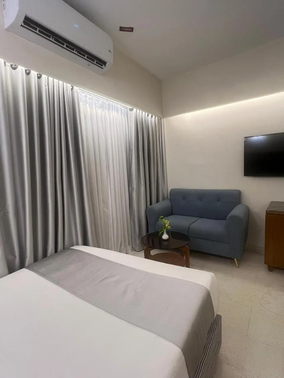 Bed in Hotel Kollol by J&Z Group