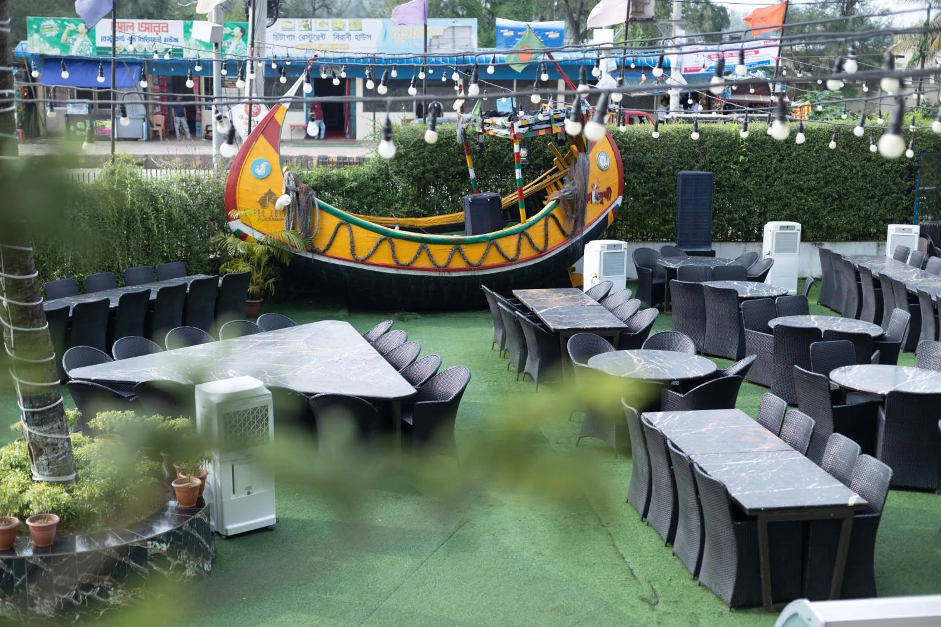 Hotel Kollol by J&Z Group