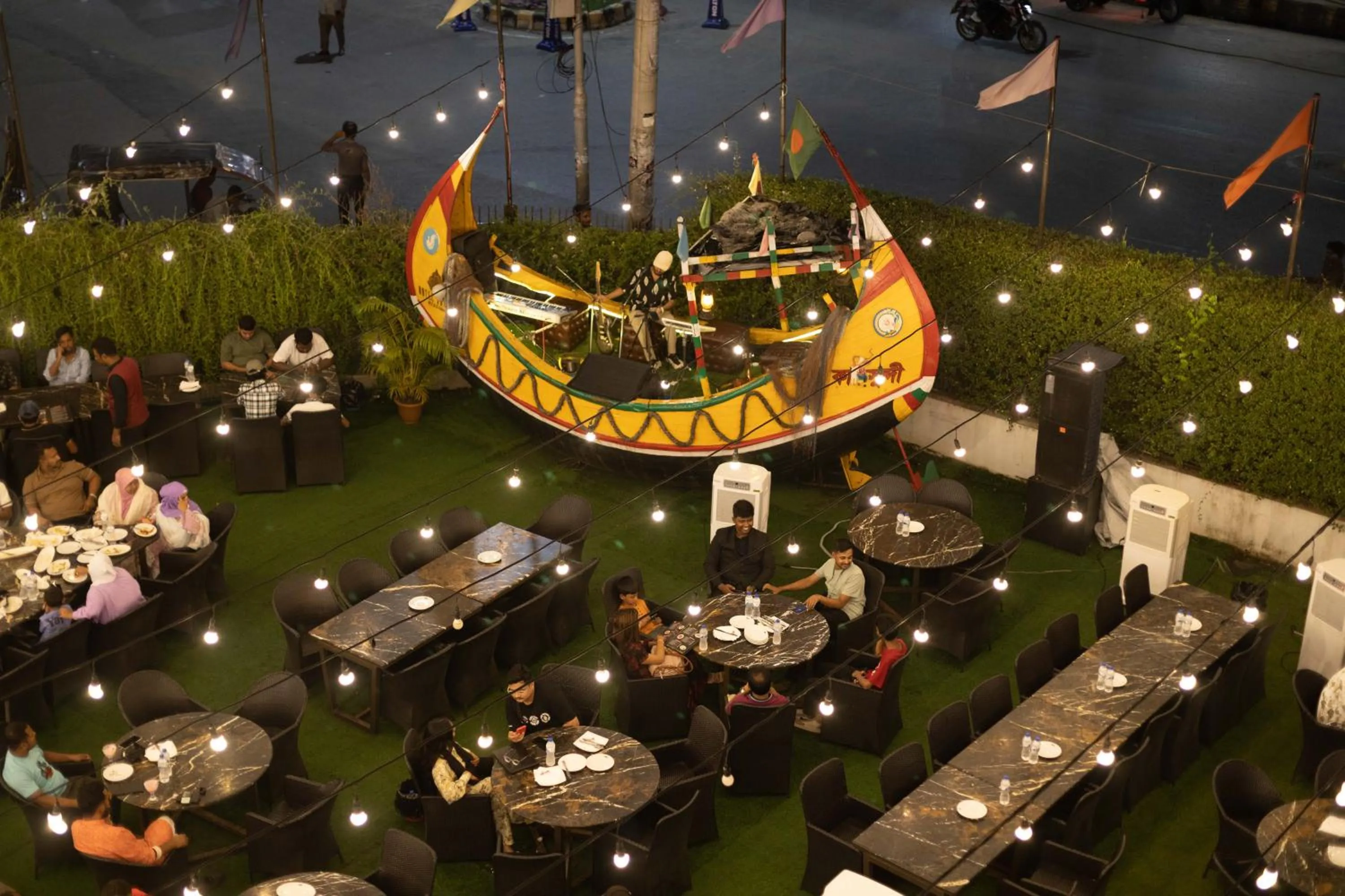 Hotel Kollol by J&Z Group