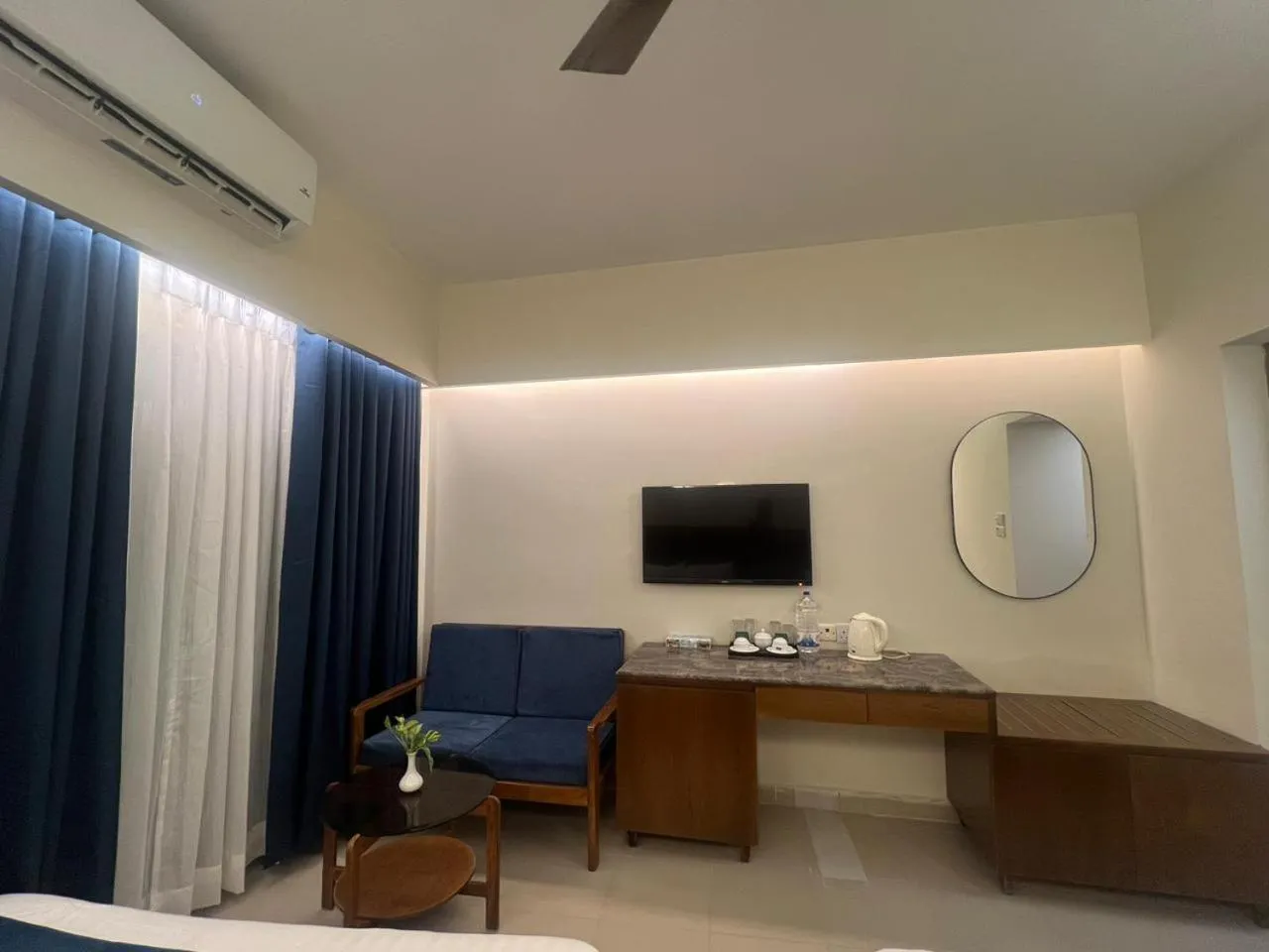 Hotel Kollol by J&Z Group