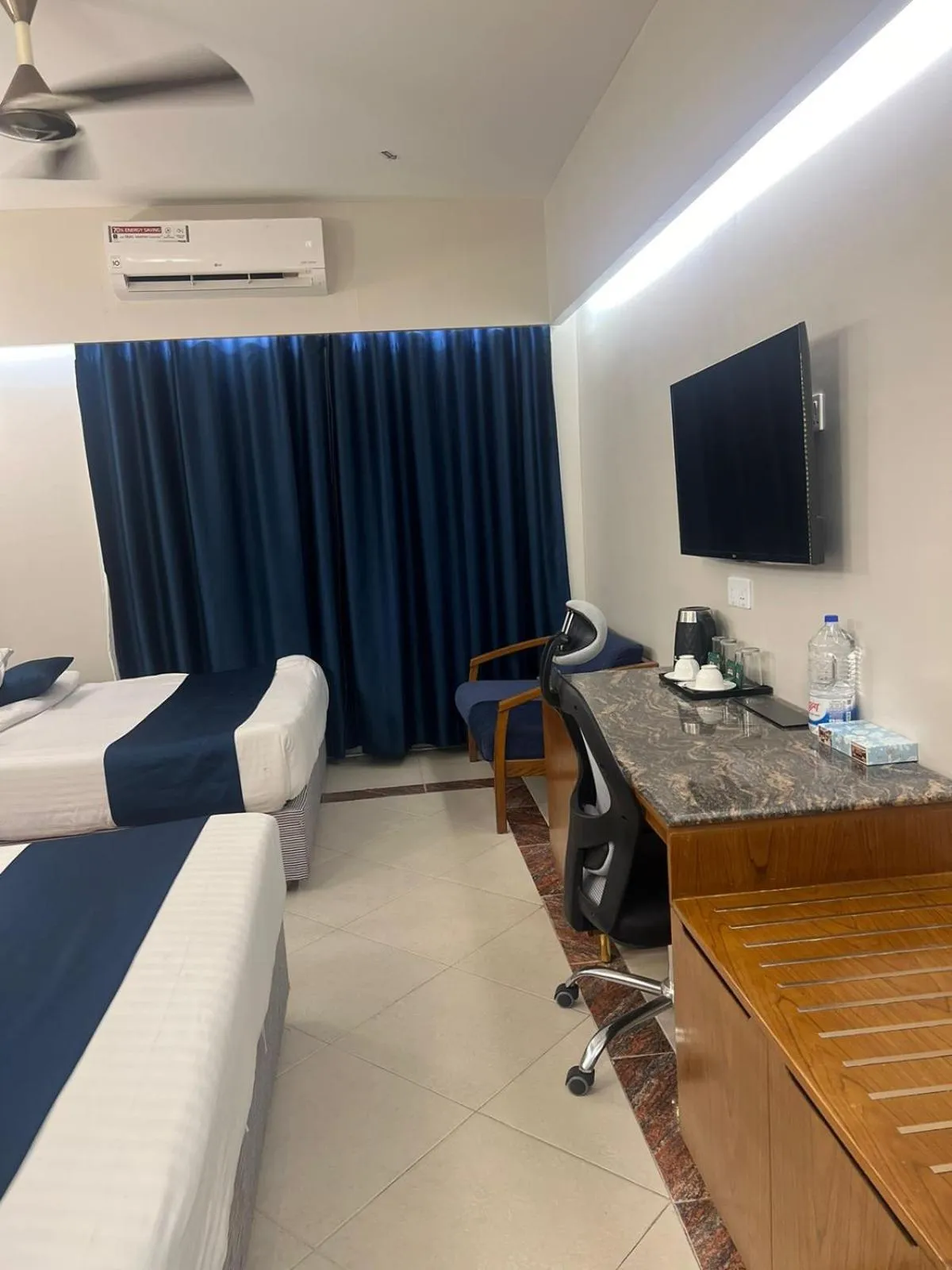 Hotel Kollol by J&Z Group