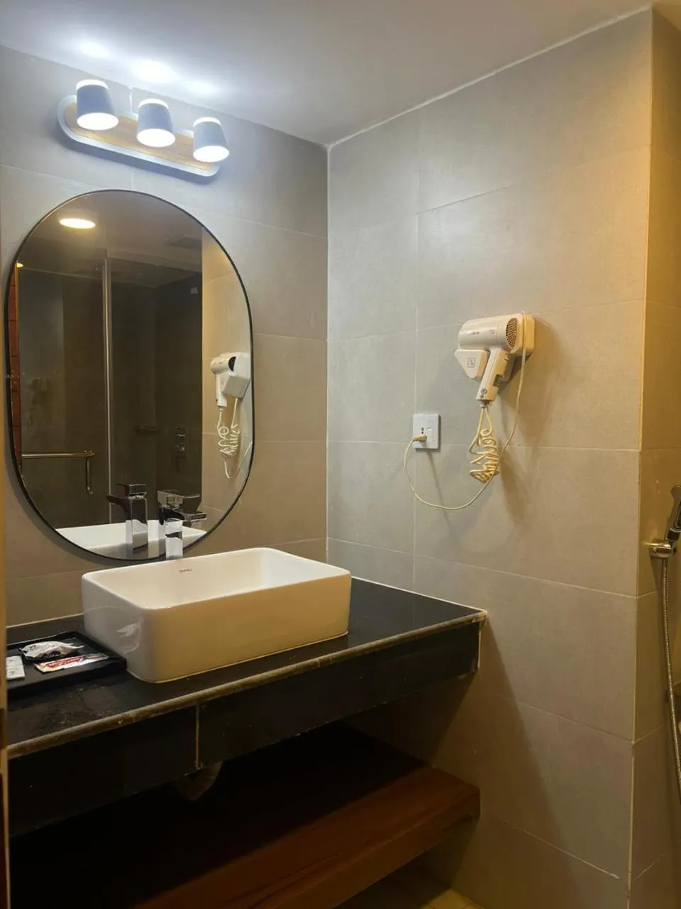 Hotel Kollol by J&Z Group