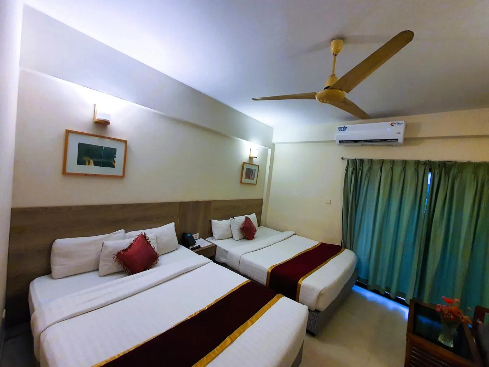 Standard Family Room in Hotel Kollol by J&Z Group