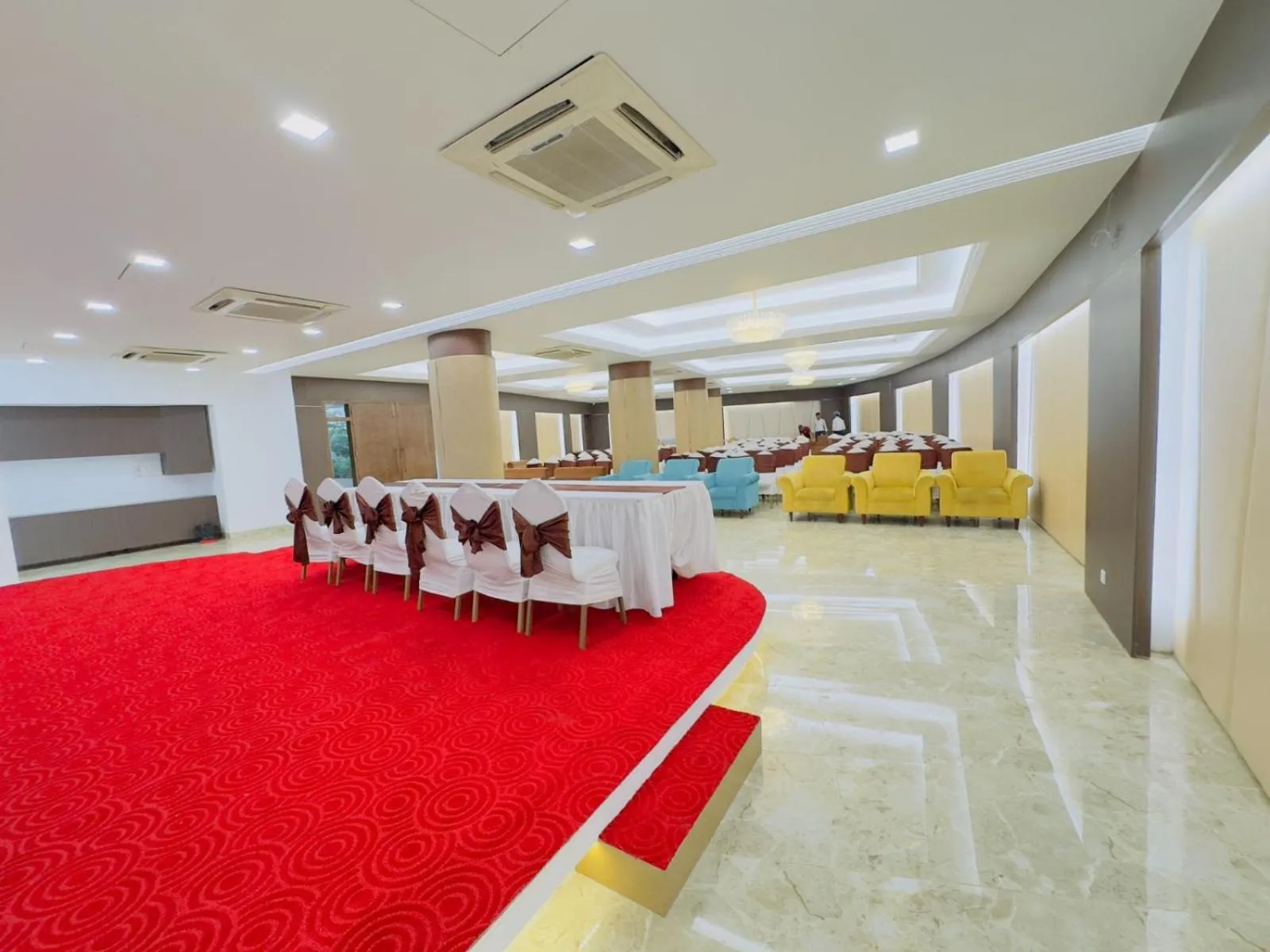 Hotel Kollol by J&Z Group