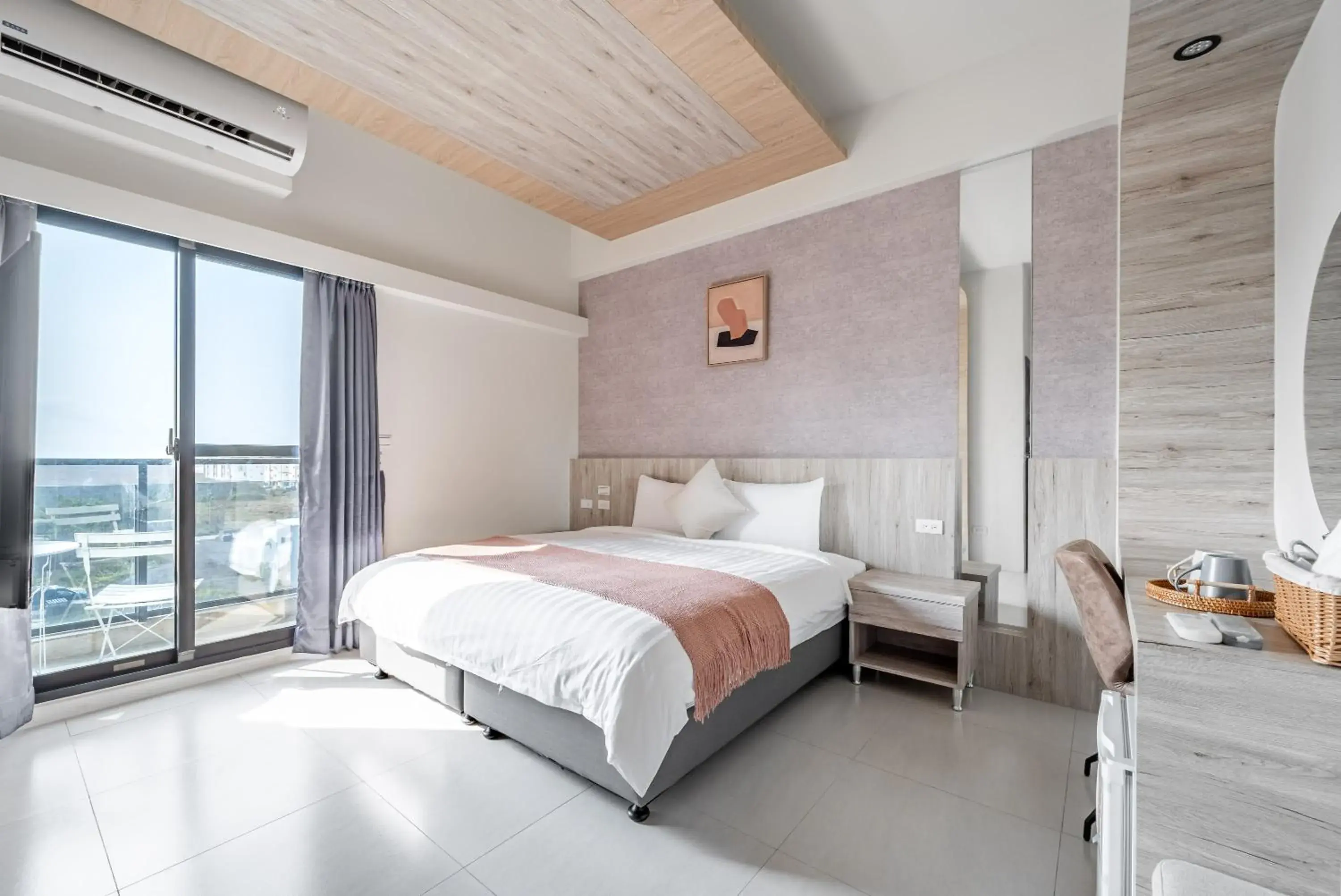 Superior Double Room with Balcony in Penghu SunSea Hall Superior Double Room with Balcony in Penghu SunSea Hall