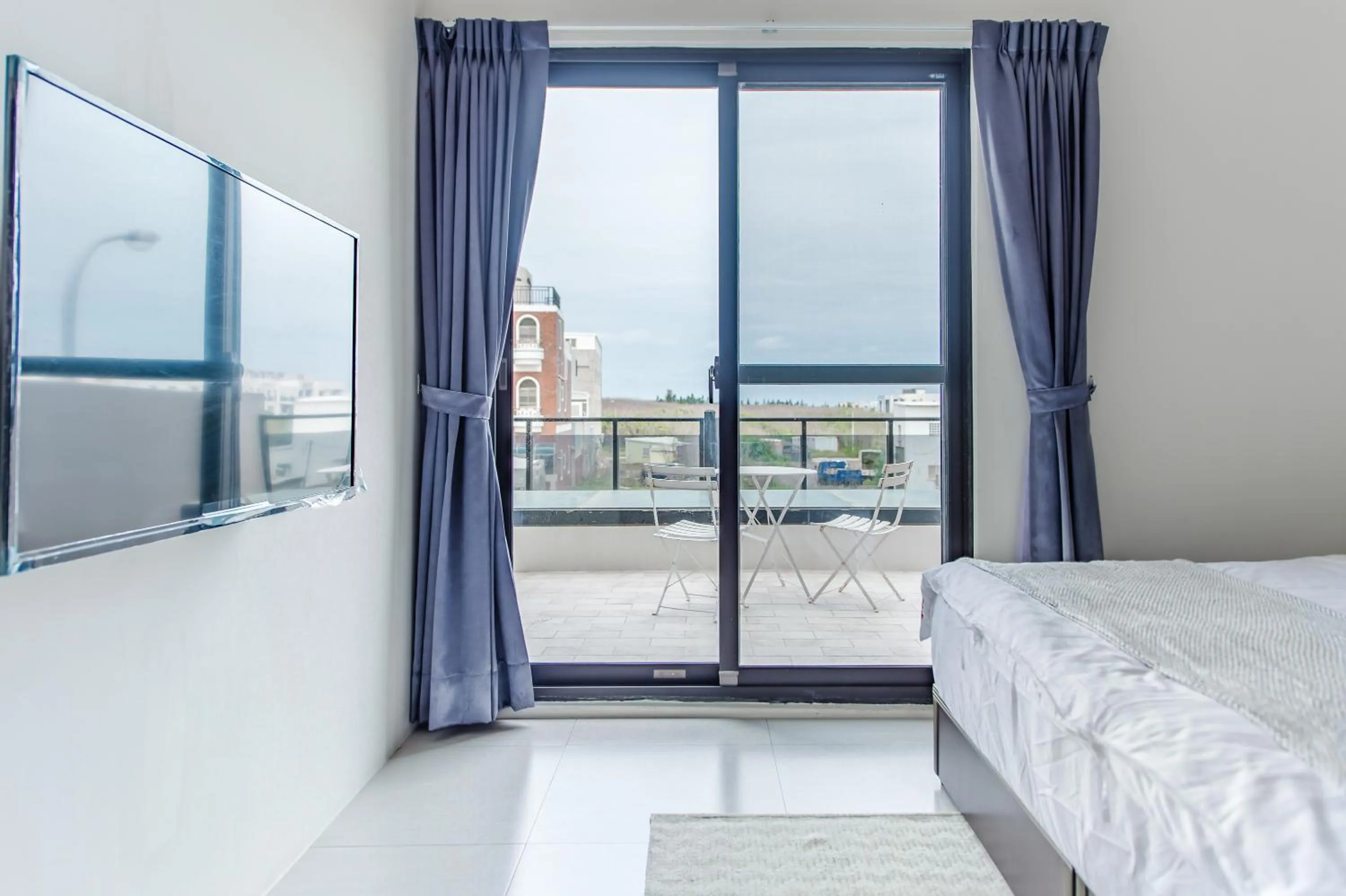 Photo of the whole room, Bed in Penghu SunSea Hall