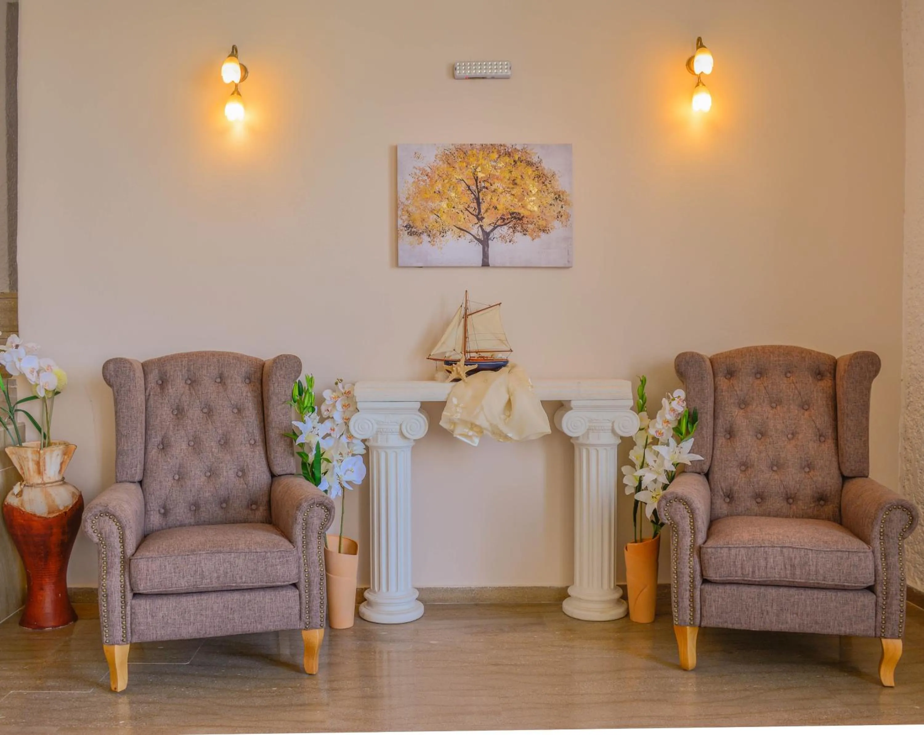 Living room in Frixos Hotel