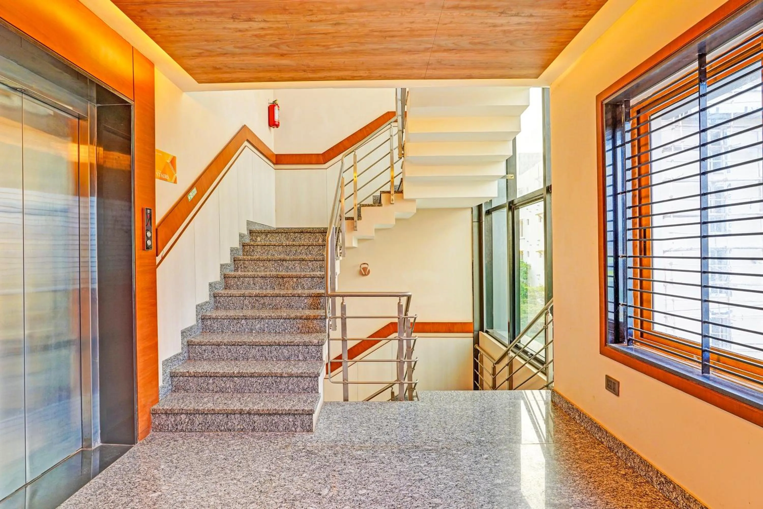 Lobby or reception in Super Townhouse Indiranagar Formerly Leela Park Domlur