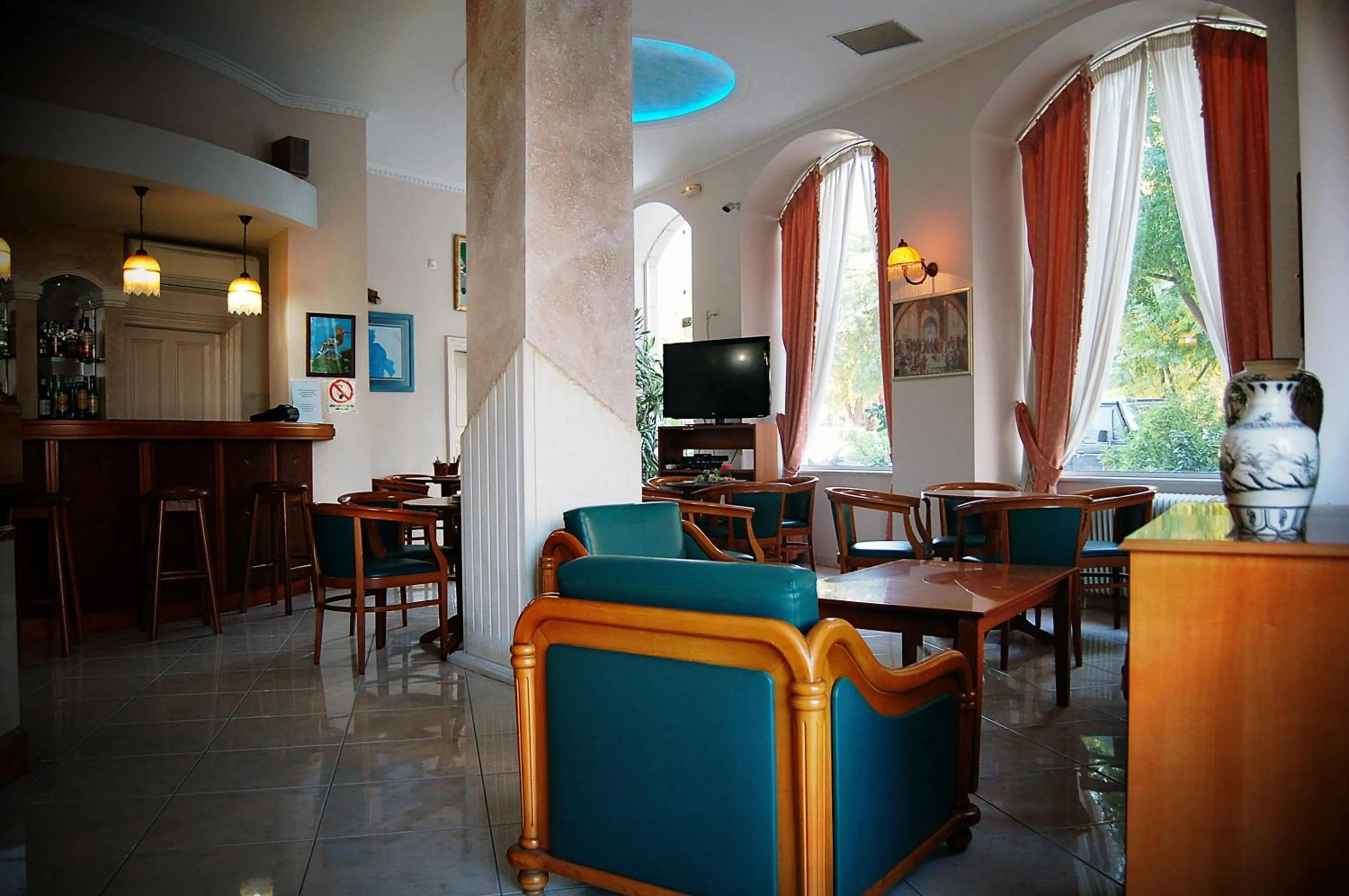 Lounge or bar in Diethnes
