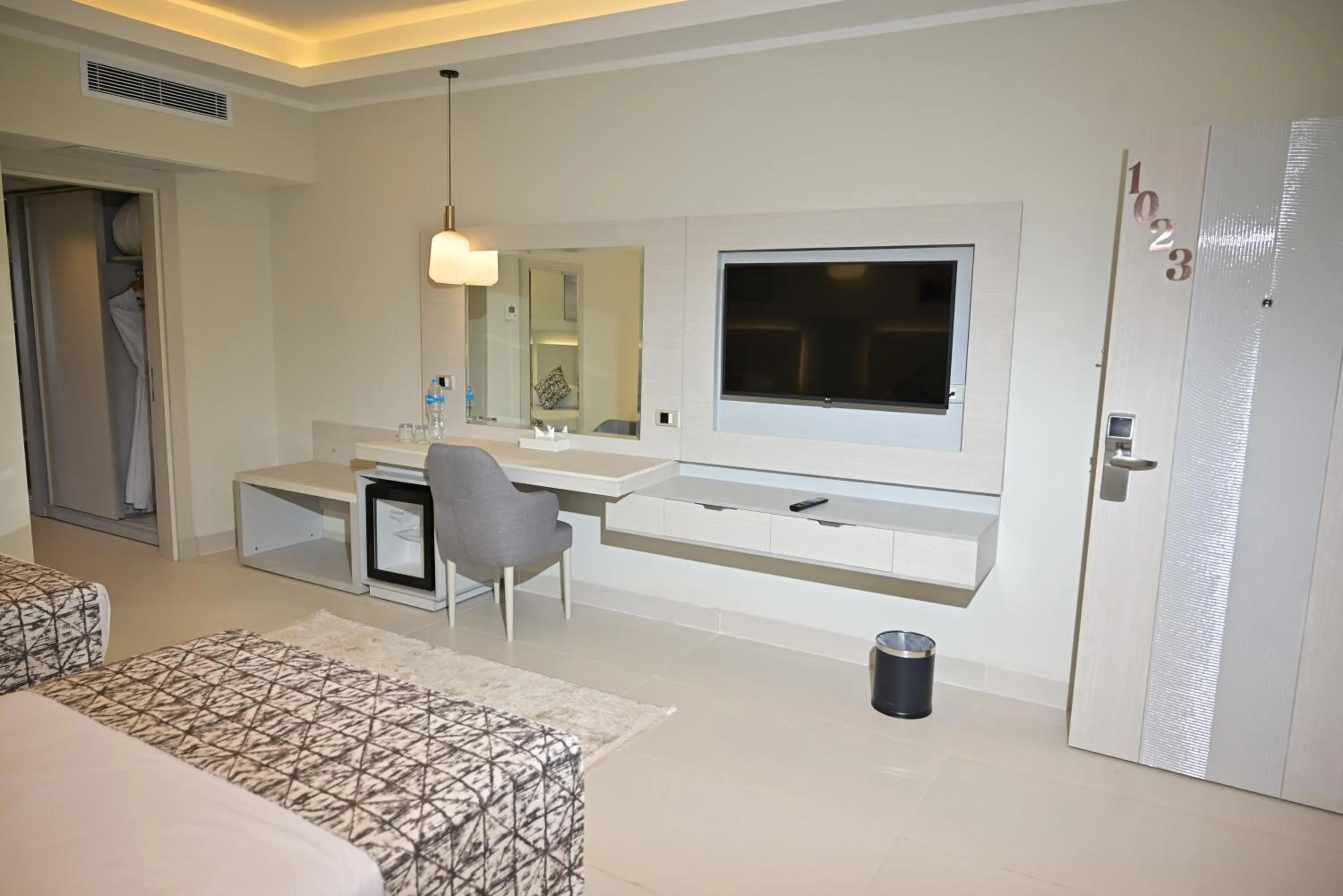 TV and multimedia, Bed in Fantazia Resort Marsa Alam