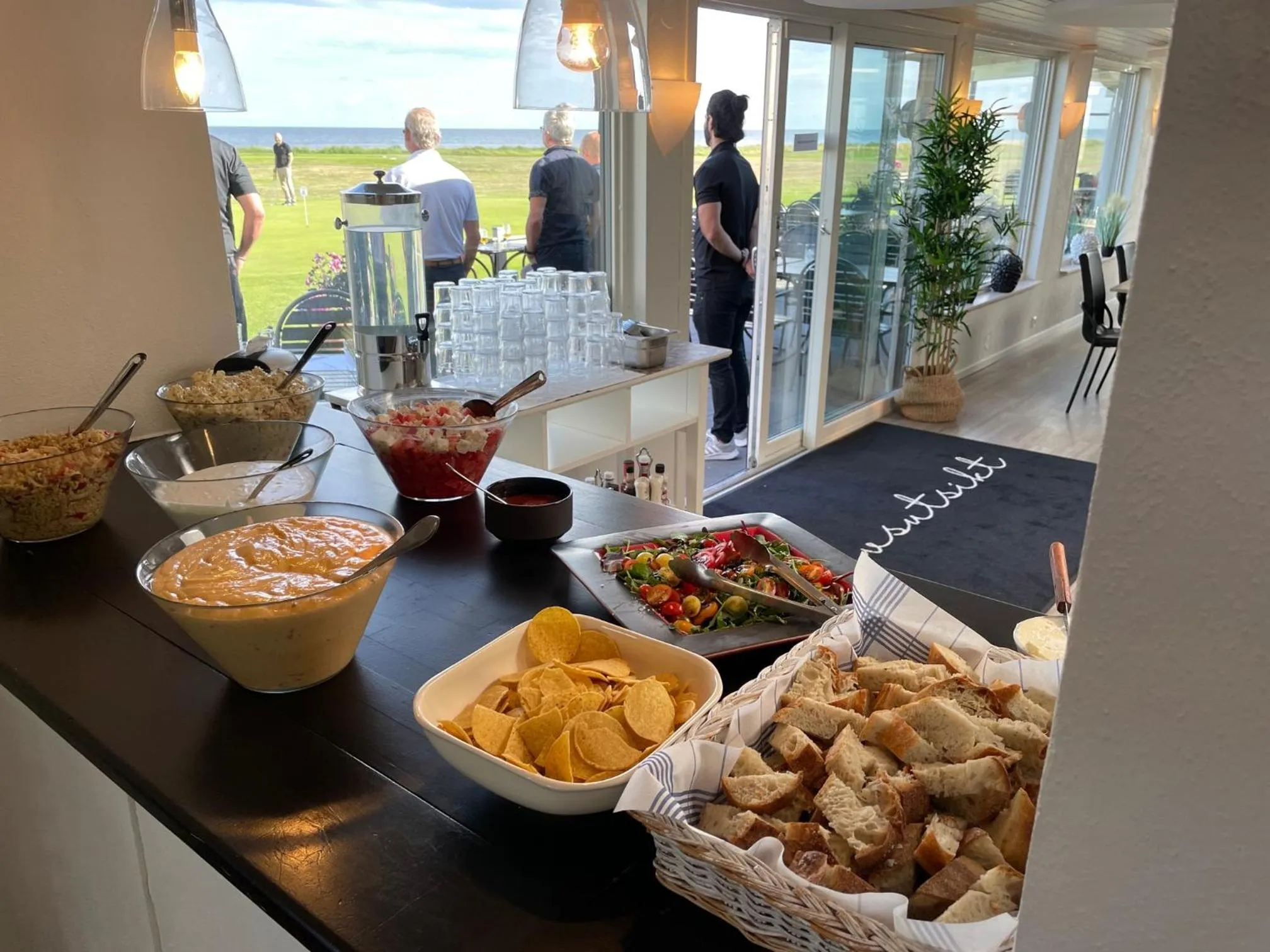 Restaurant/places to eat in Hotell Stavstensgården