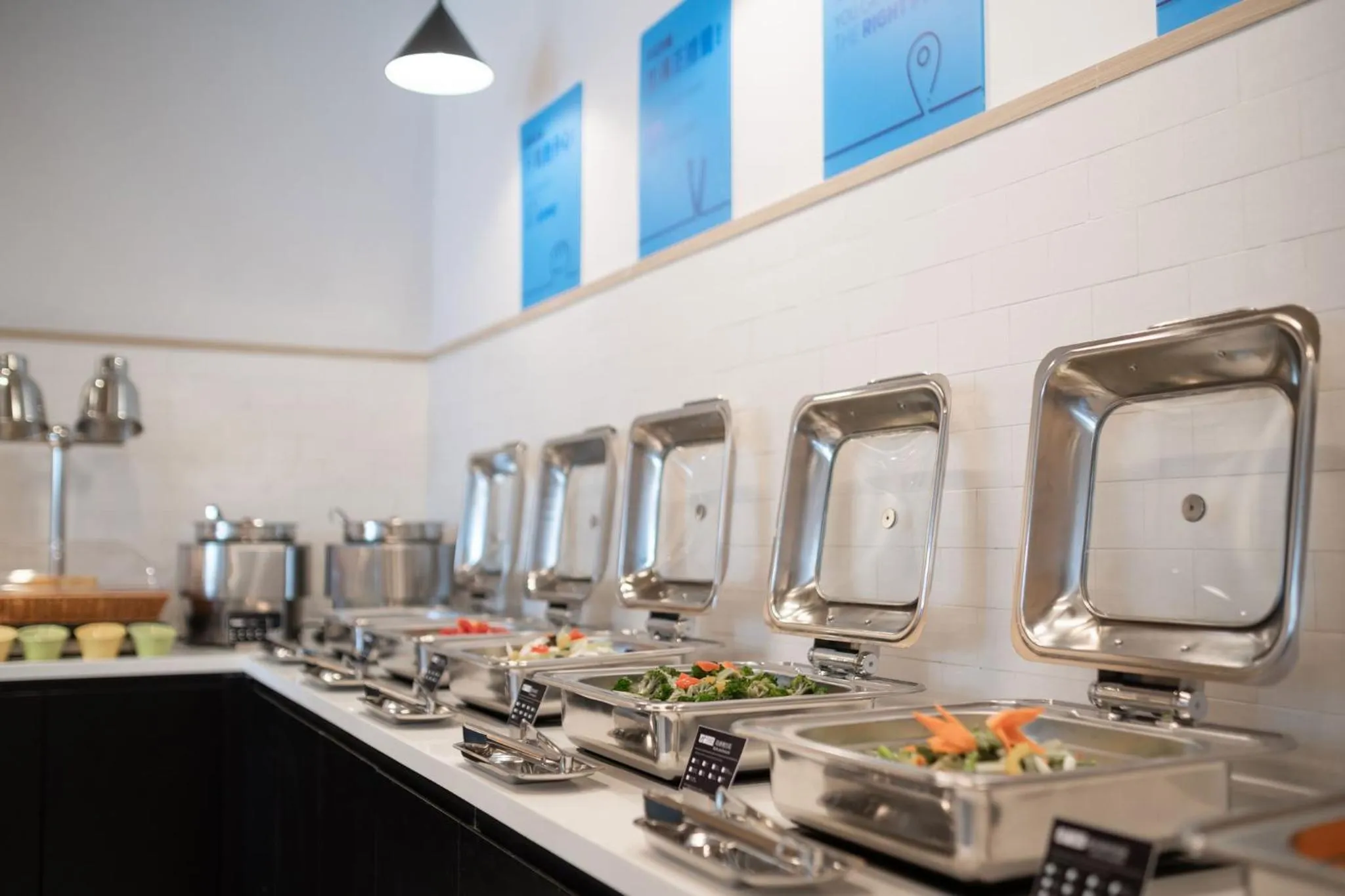 Restaurant/places to eat in Holiday Inn Express Rongcheng Science and Technology Park