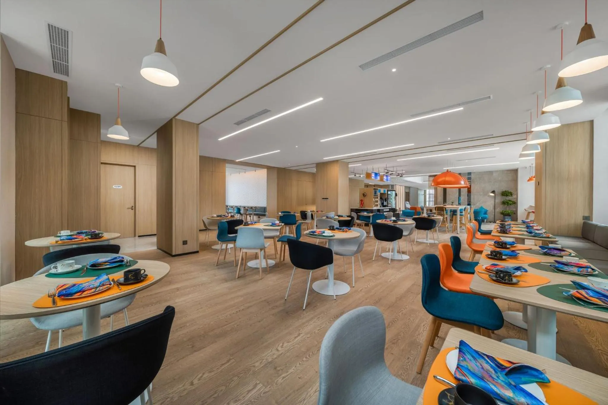 Restaurant/places to eat in Holiday Inn Express Rongcheng Science and Technology Park