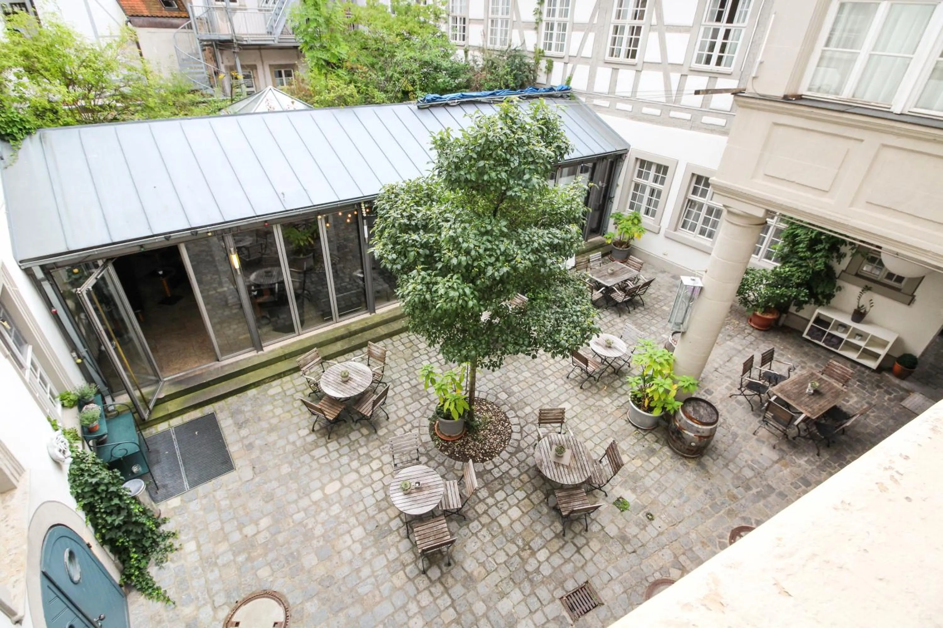 Patio in Palais Schrottenberg