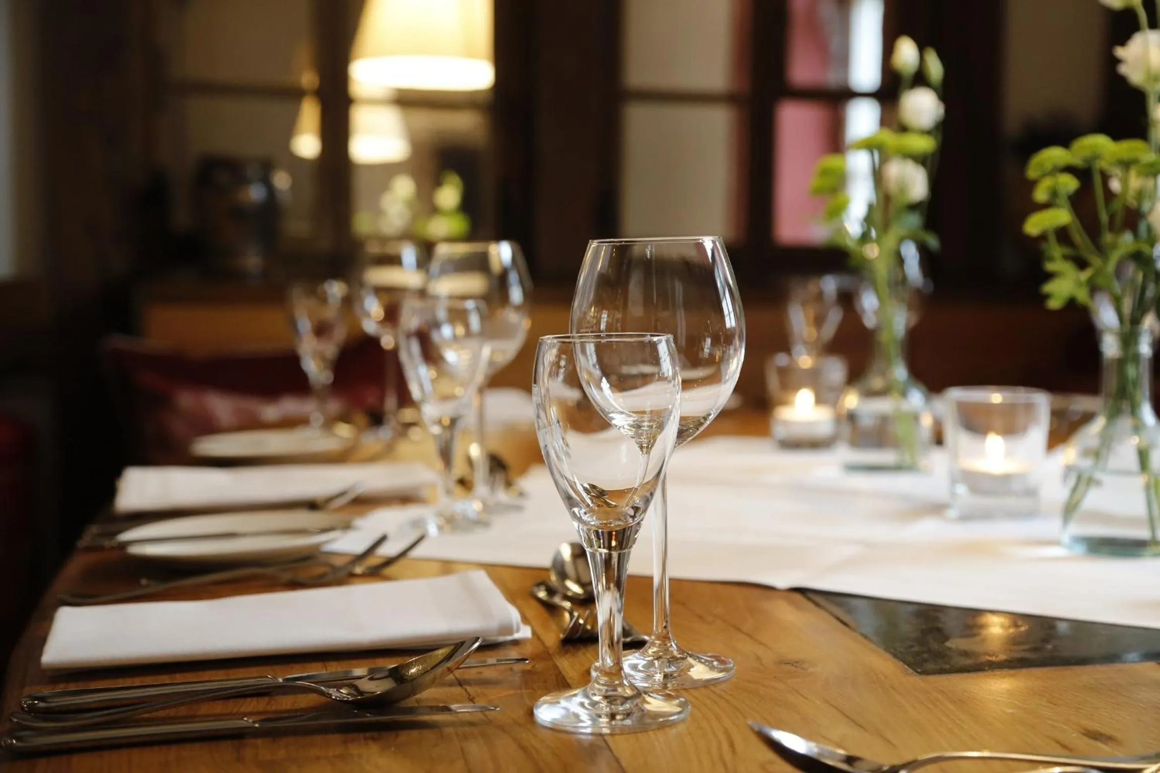 Restaurant/places to eat in Weinhaus Henninger