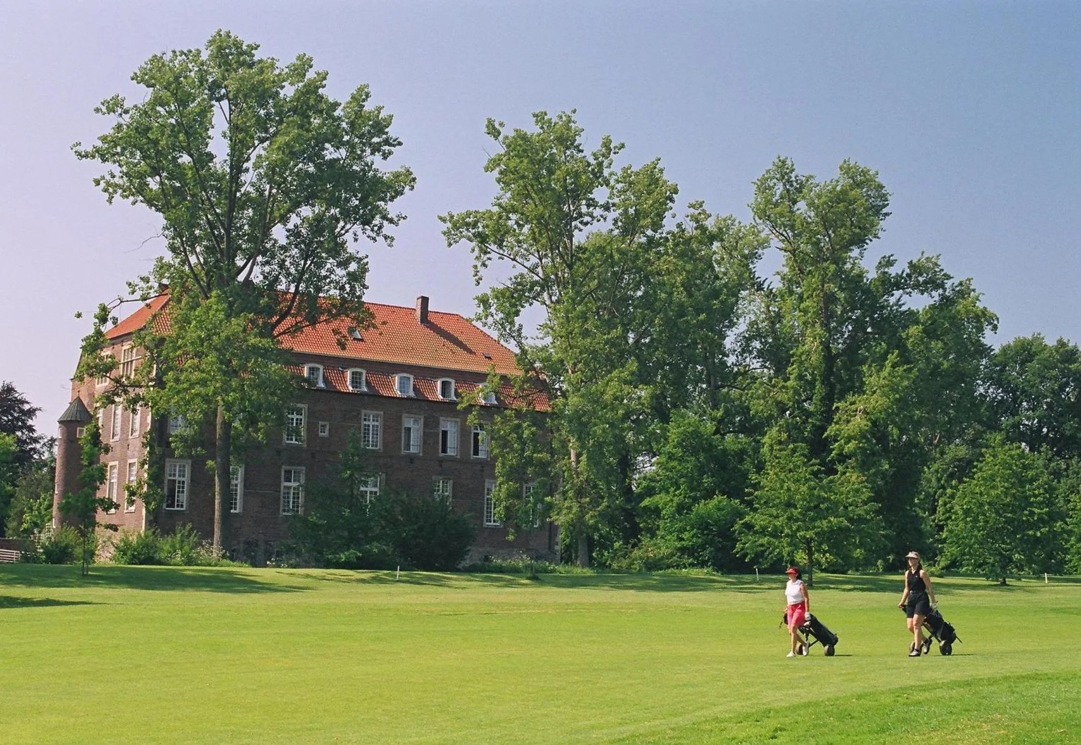 Golfcourse in Hotel Schloss Wilkinghege