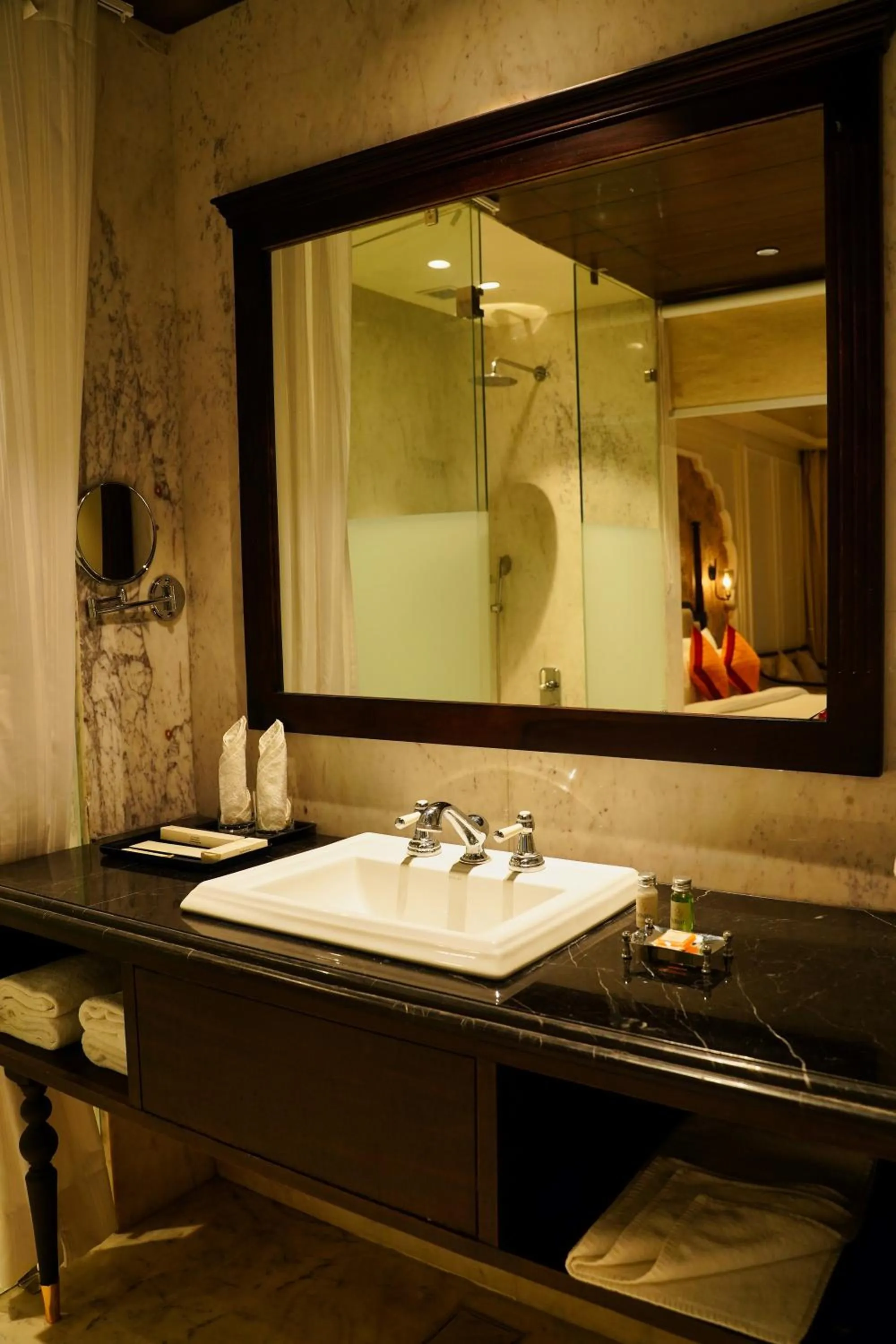 Bathroom in Sahdev Bagh