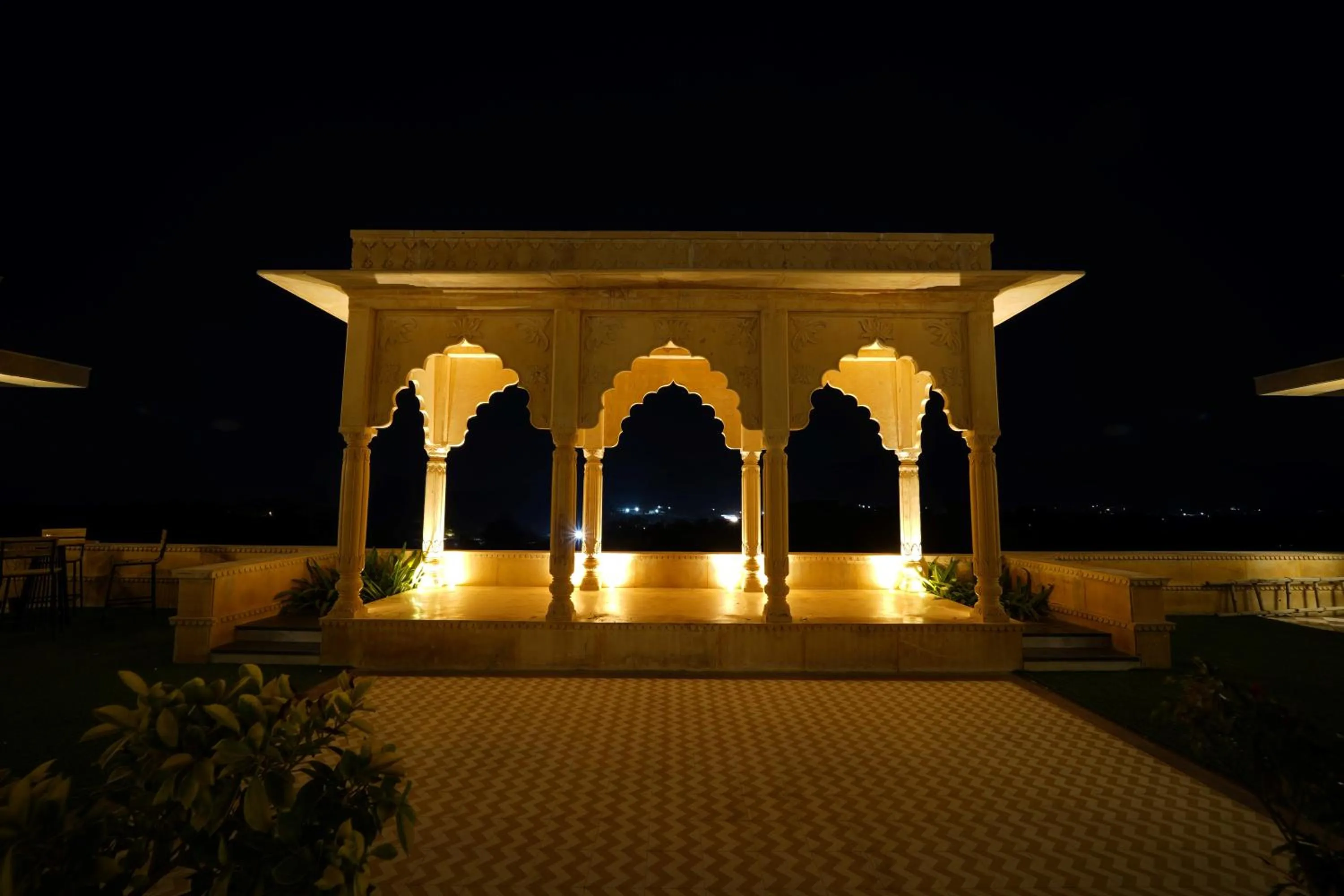 Restaurant/places to eat in Sahdev Bagh