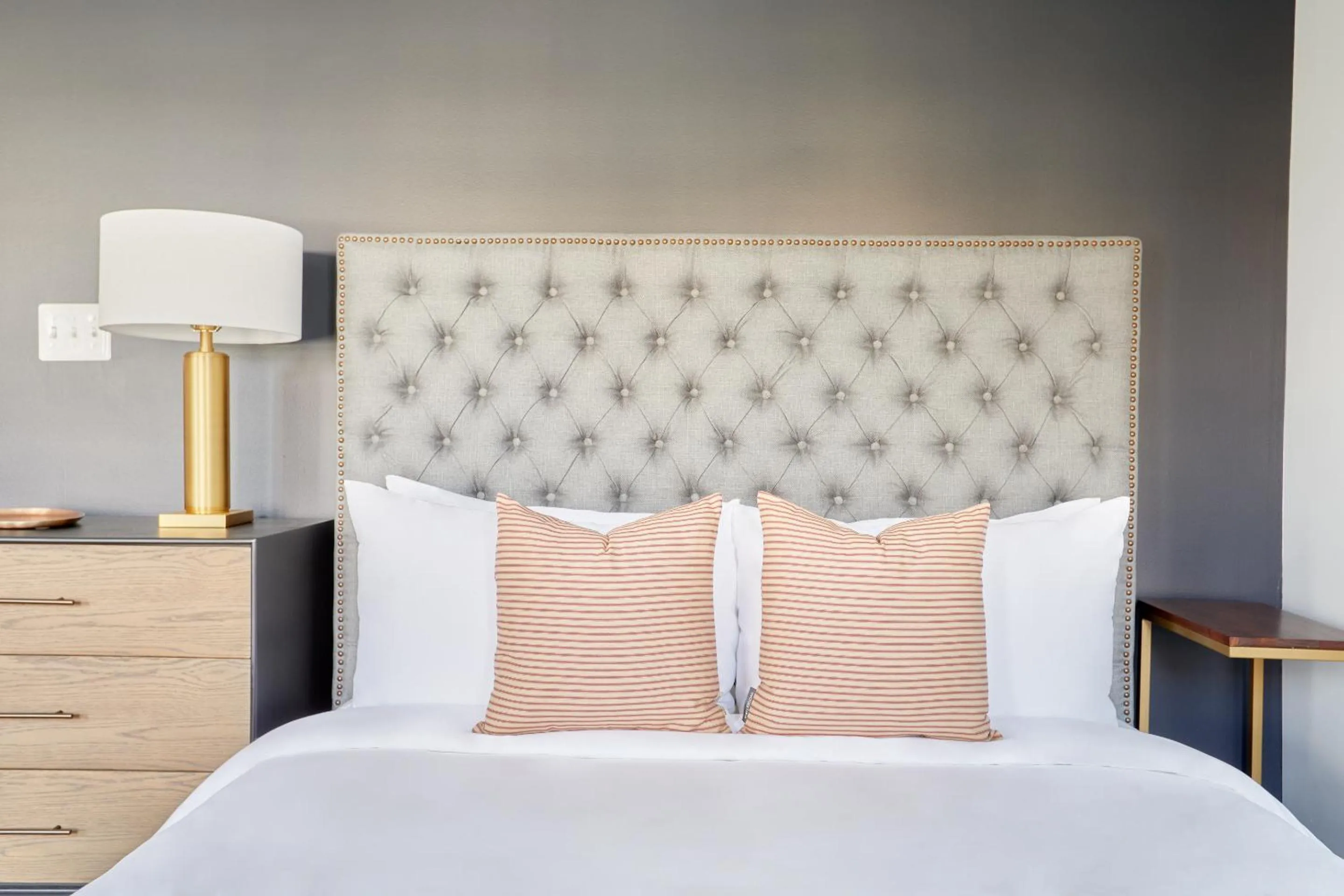 Bed in Sonder The Grace