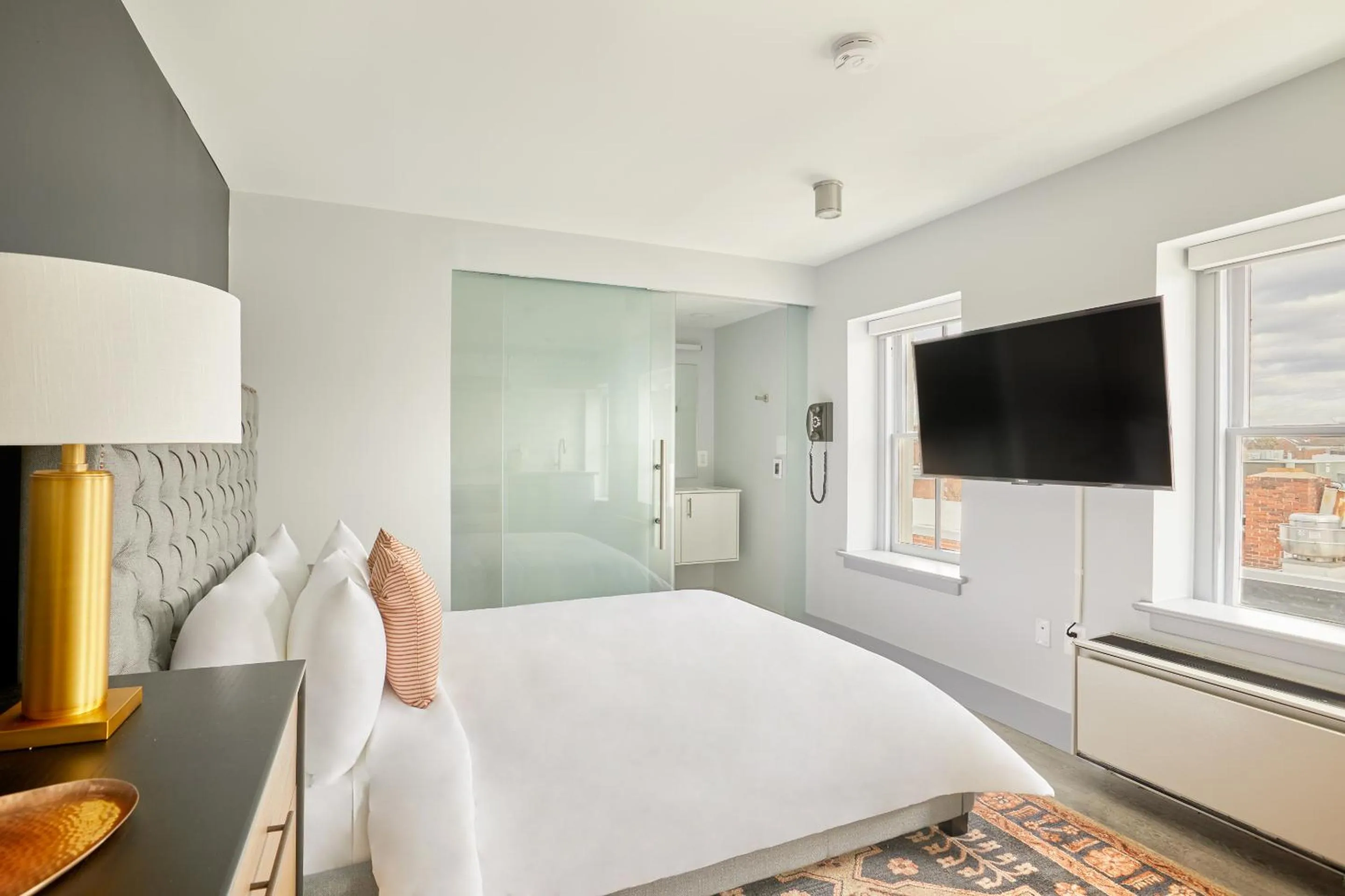 Bed in Sonder The Grace