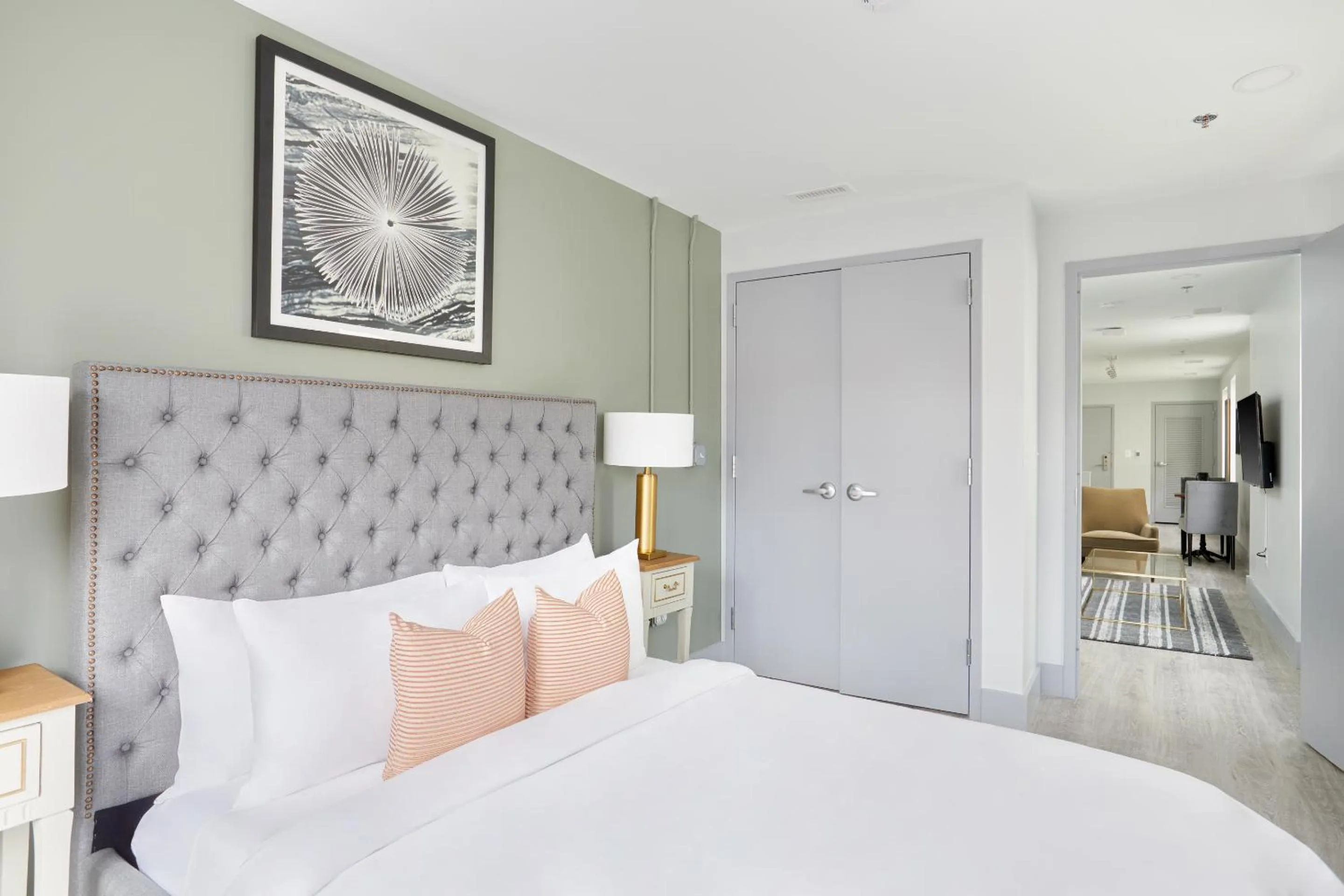 Bed in Sonder The Grace