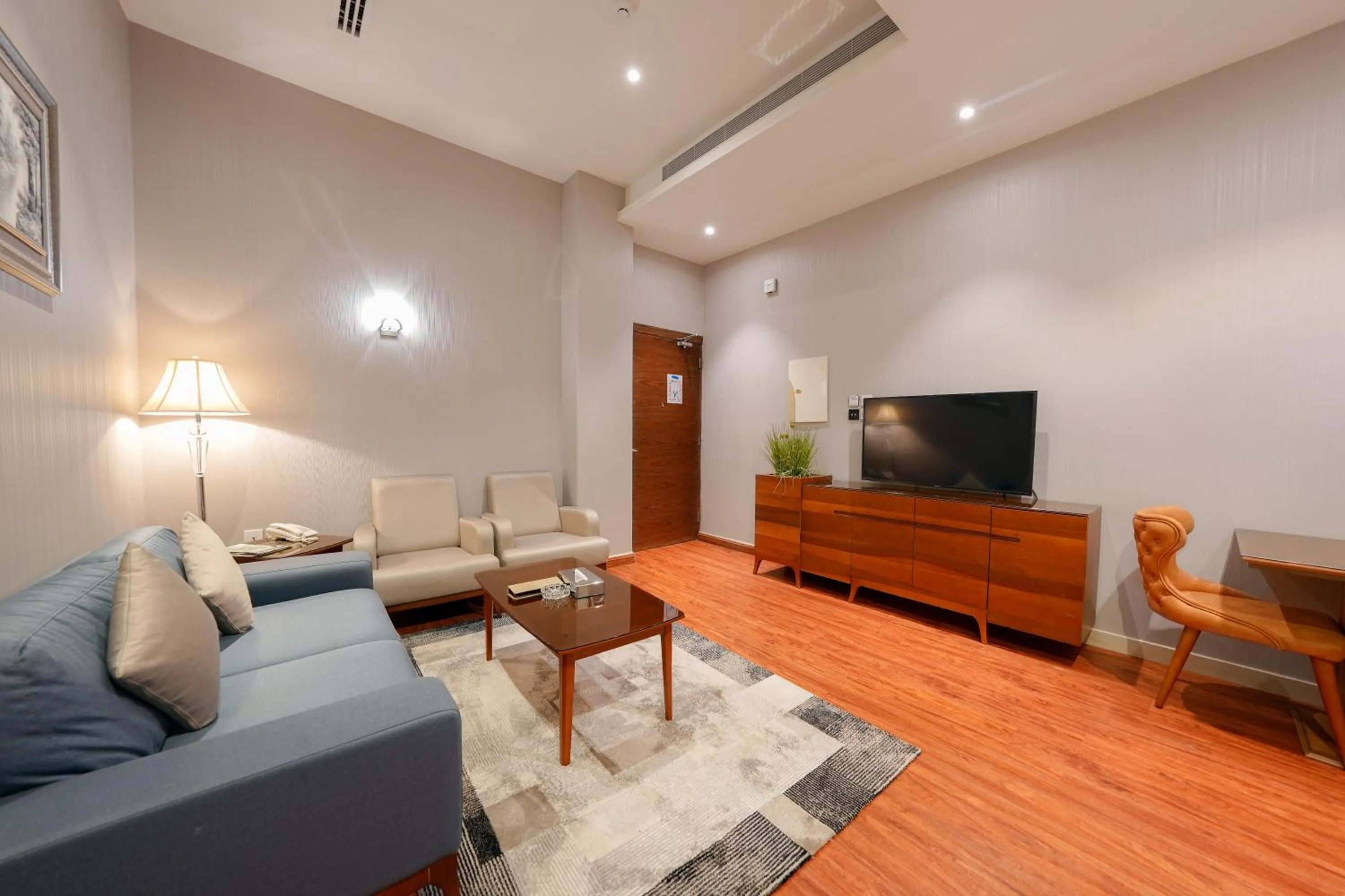 Celine Home Serviced Apartment Al Malqa