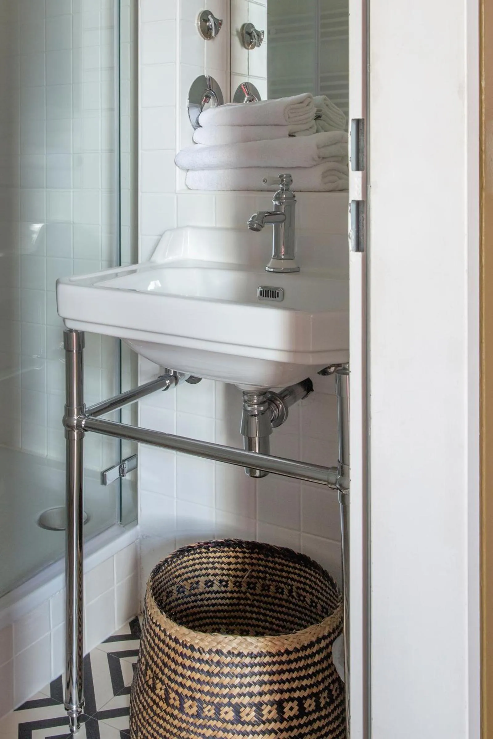 Bathroom in Hotel Art Nouveau am Kurfürstendamm