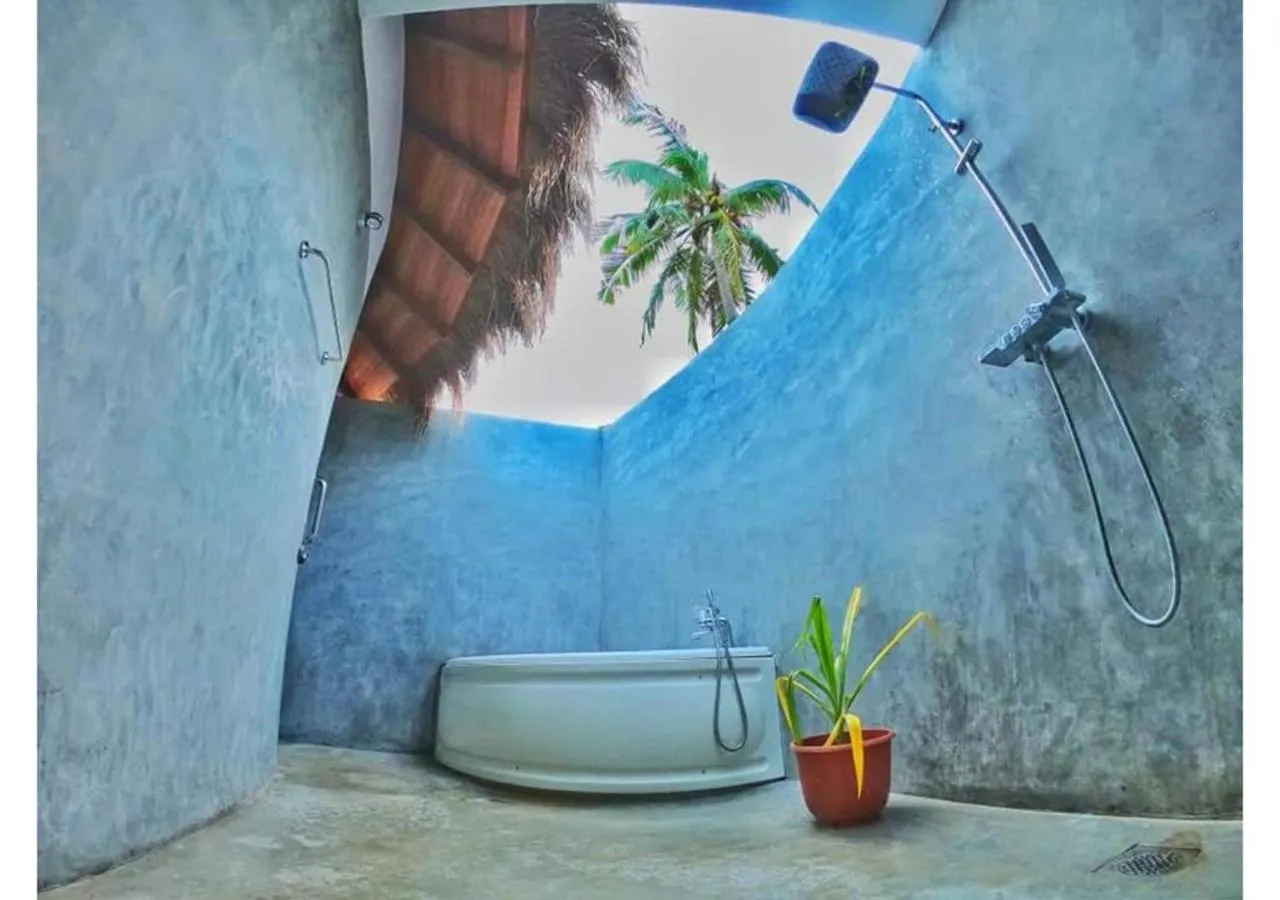Bathroom in The Blue Lagoon Resort Kalpitiya