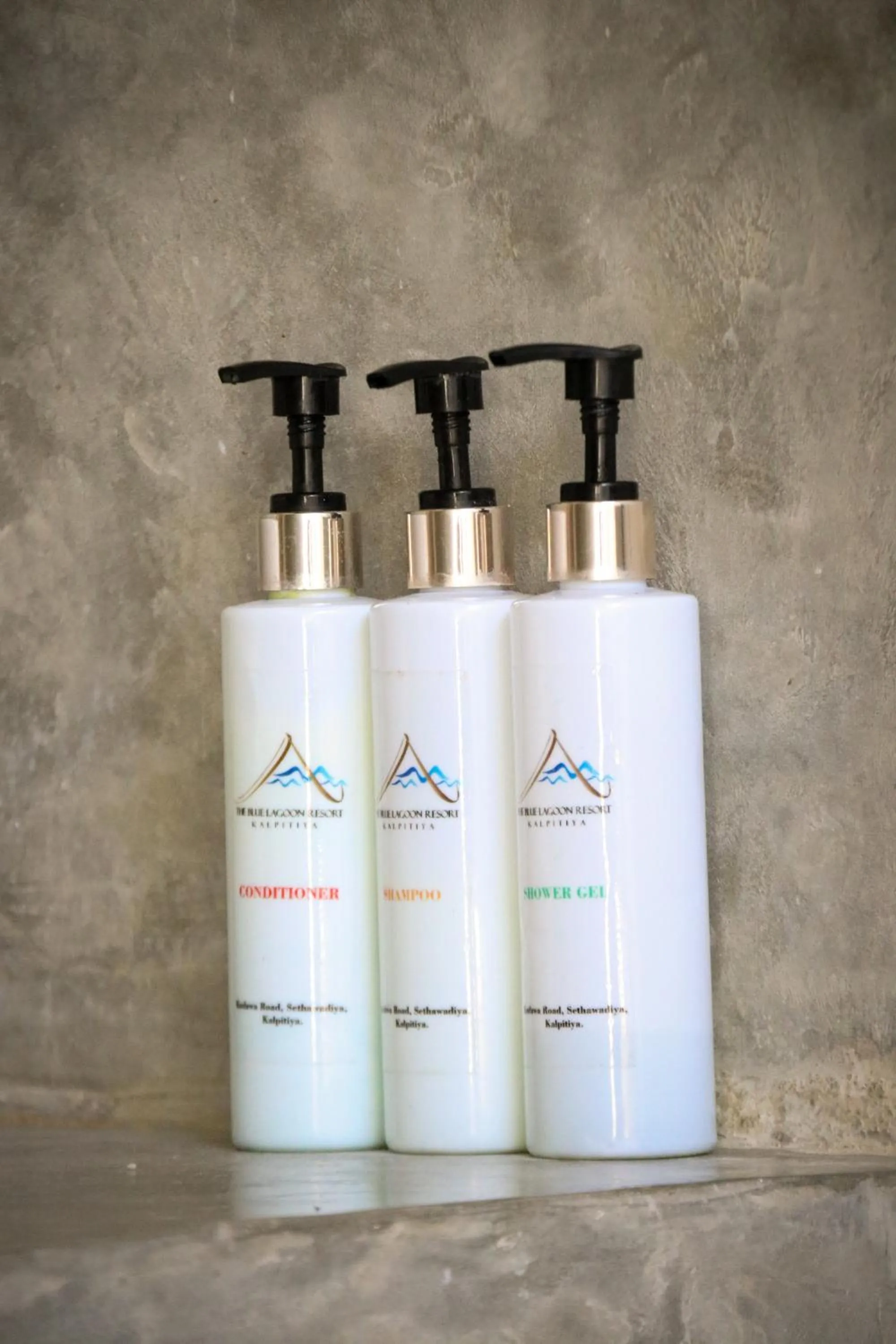 Bathroom in The Blue Lagoon Resort Kalpitiya