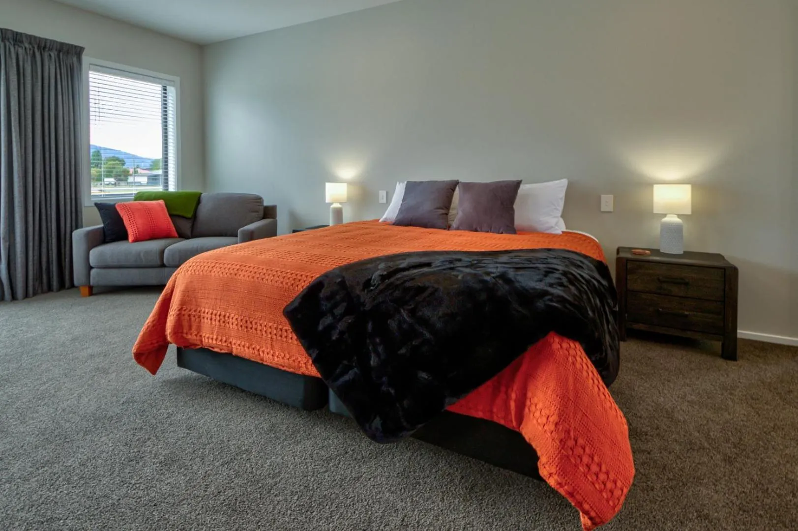 Bed in Annies on Milford