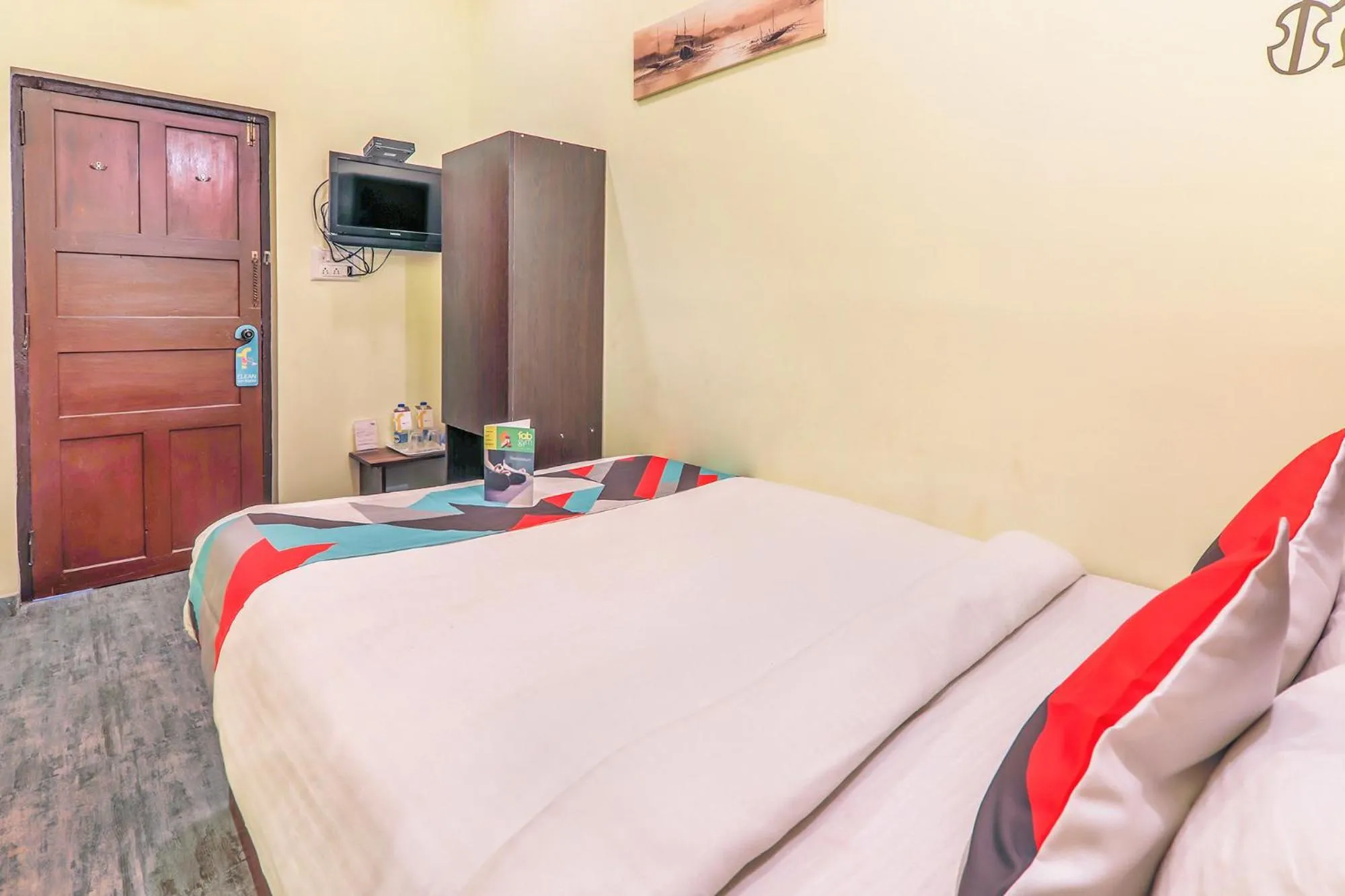 Bed in Via Victoria With Pool - Nr Baga Beach