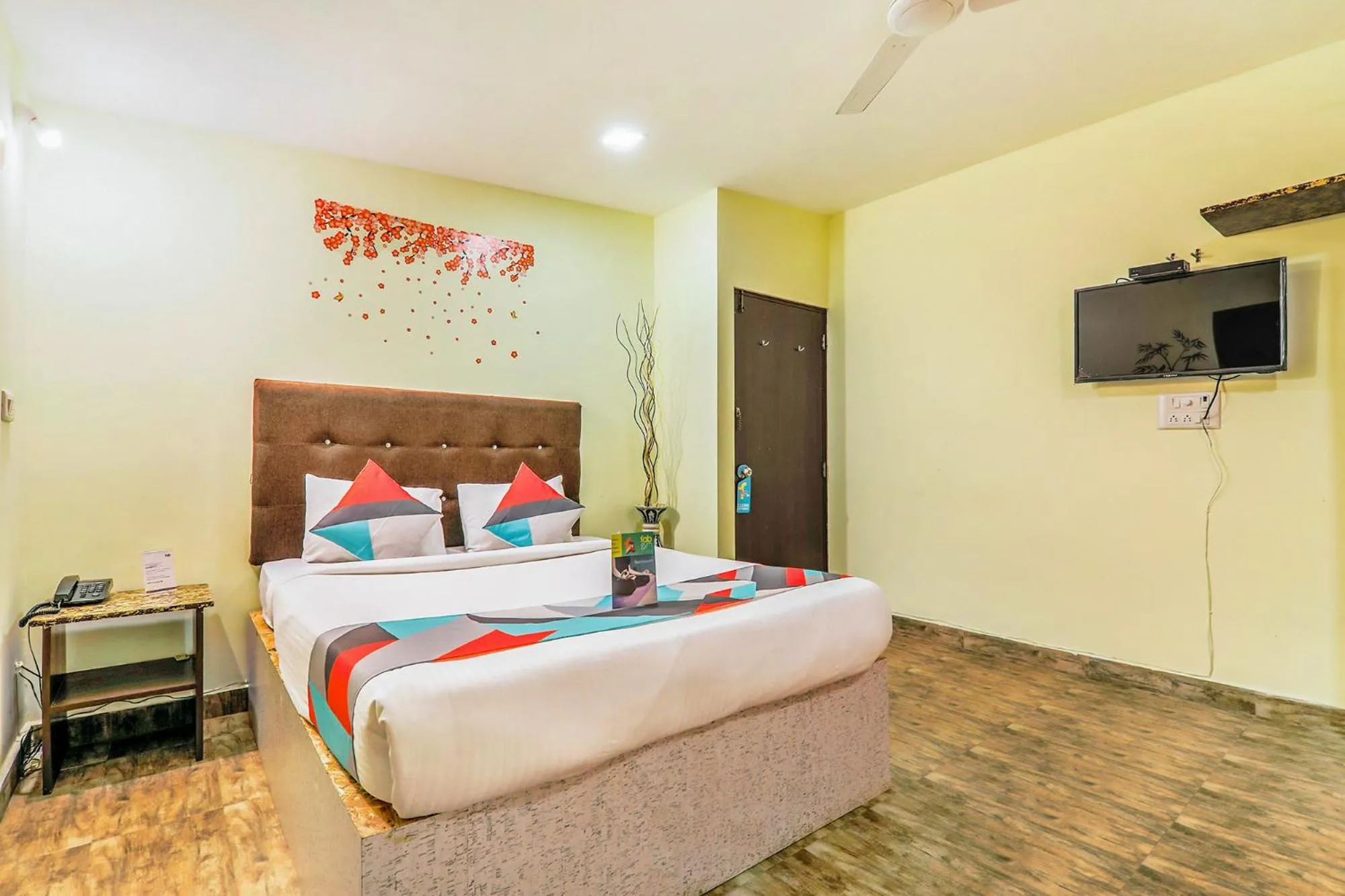 TV and multimedia, Bed in Via Victoria With Pool - Nr Baga Beach
