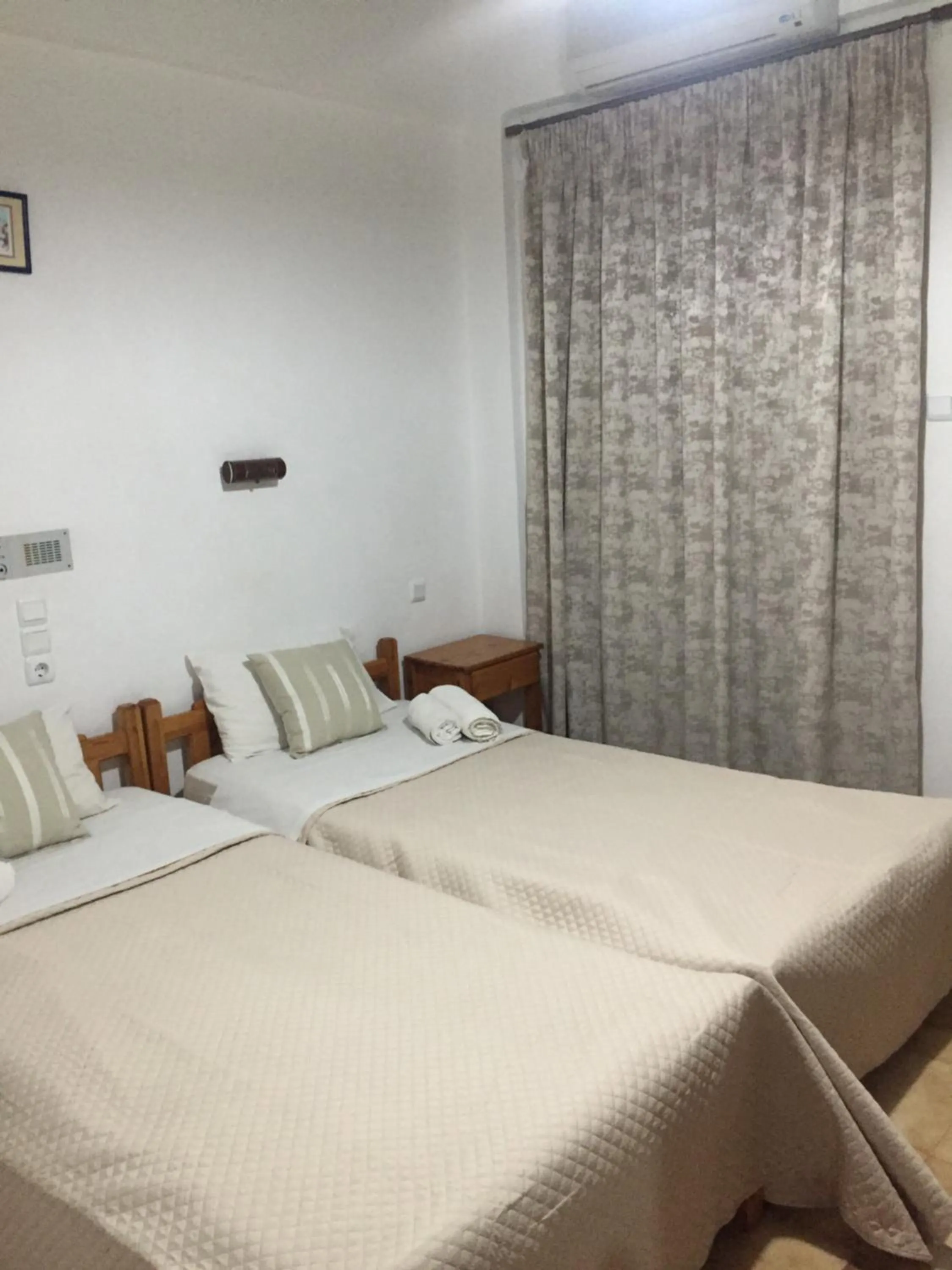 Bed in Hotel Orama-Matala