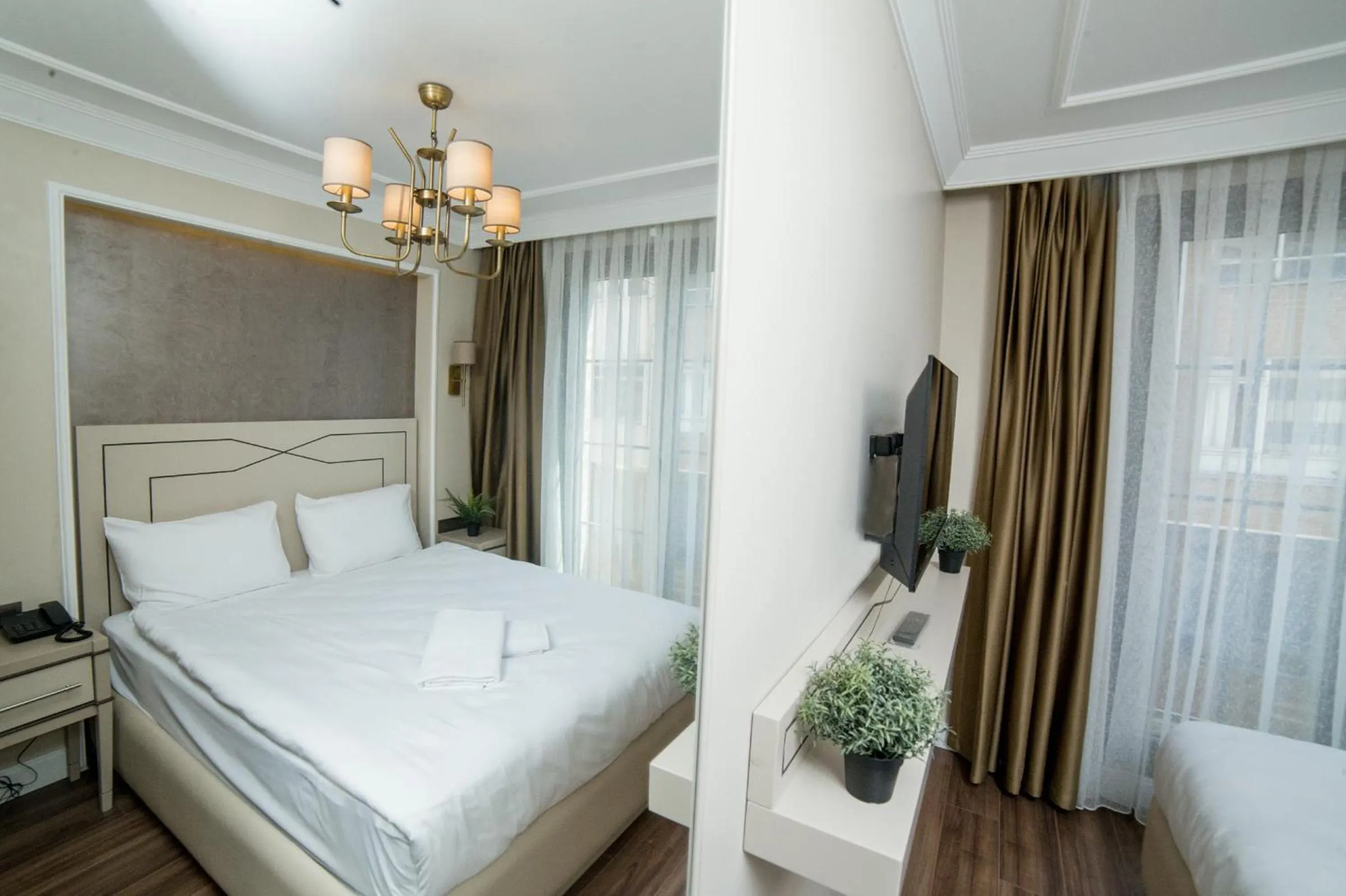 Bed in The Charm Hotel - Old City