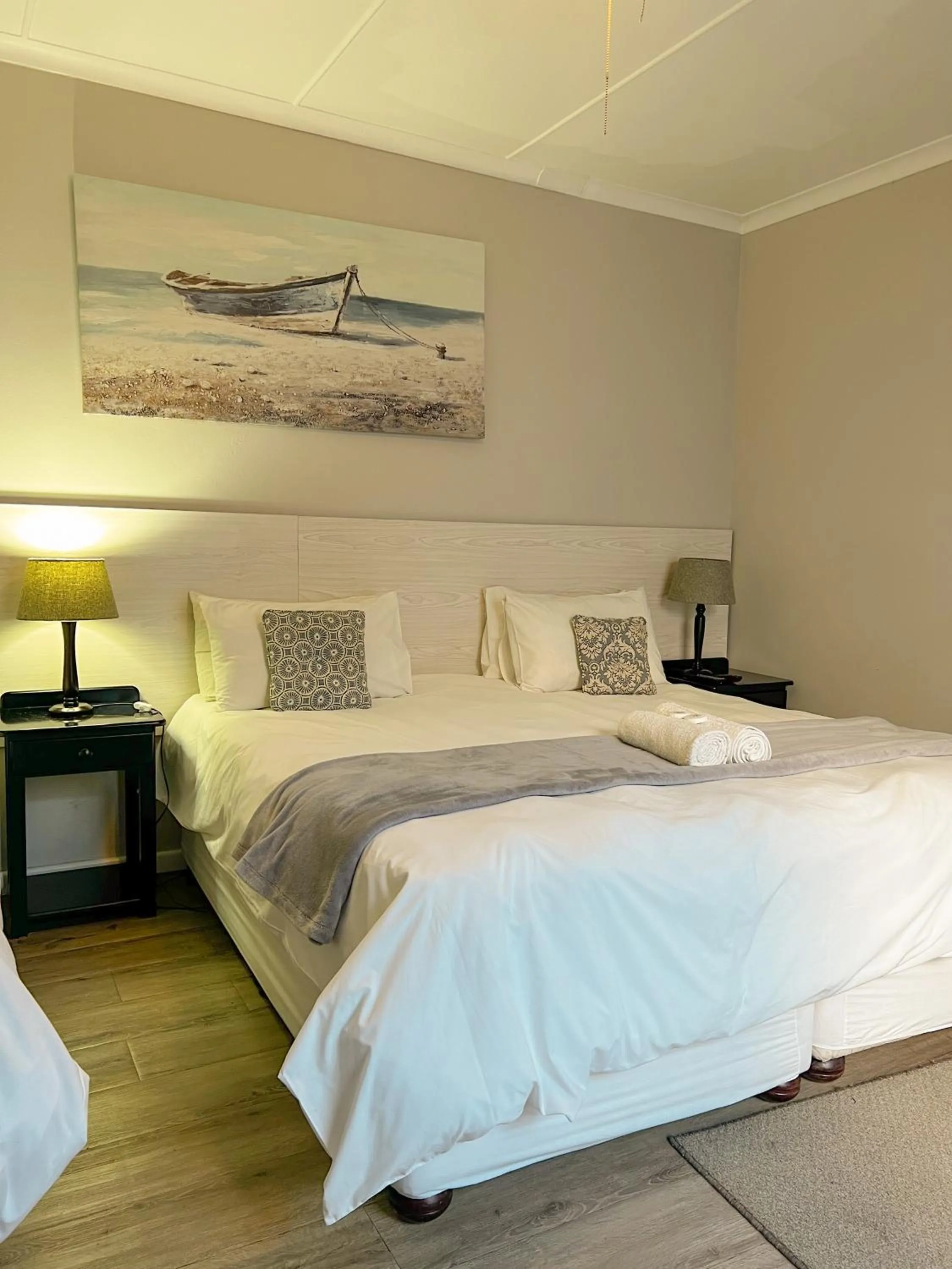 Bedroom, Bed in Goulden Street Guest House