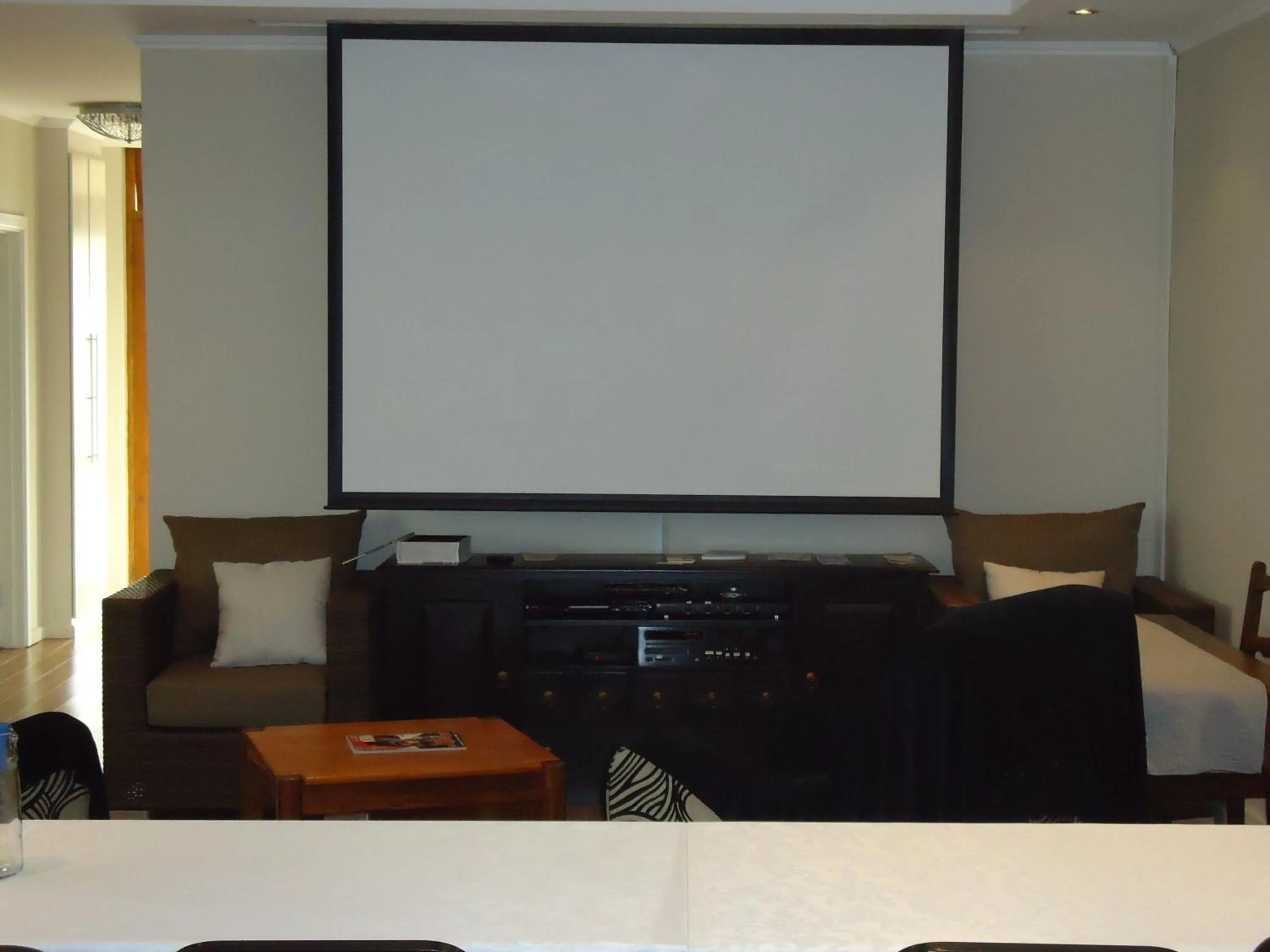 Meeting/conference room in Goulden Street Guest House